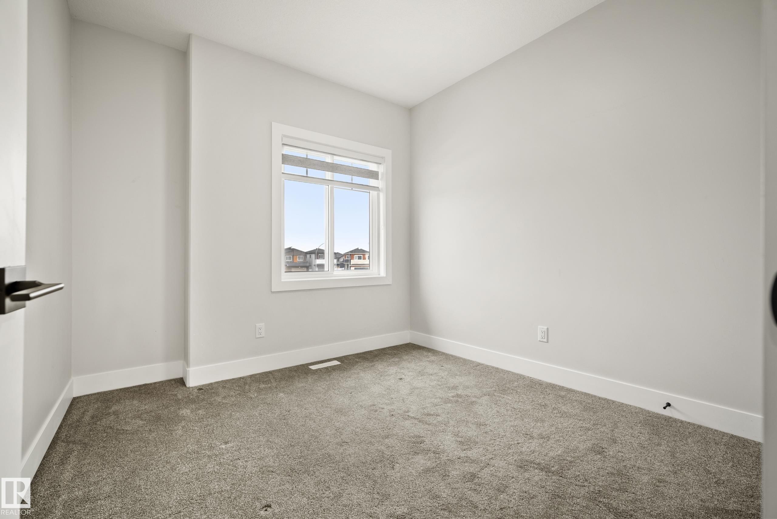 Photo 35 at 15031 10 Street NW, Fraser, Edmonton