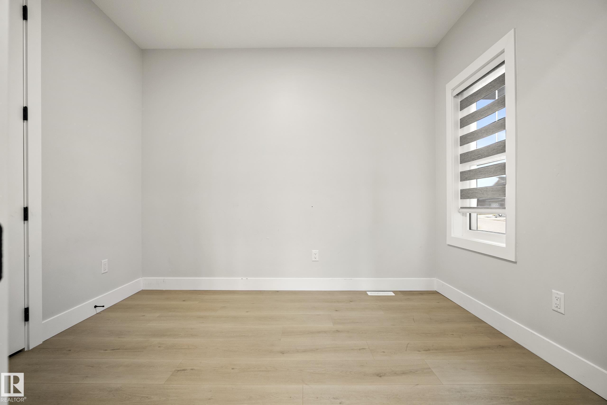 Photo 41 at 15031 10 Street NW, Fraser, Edmonton