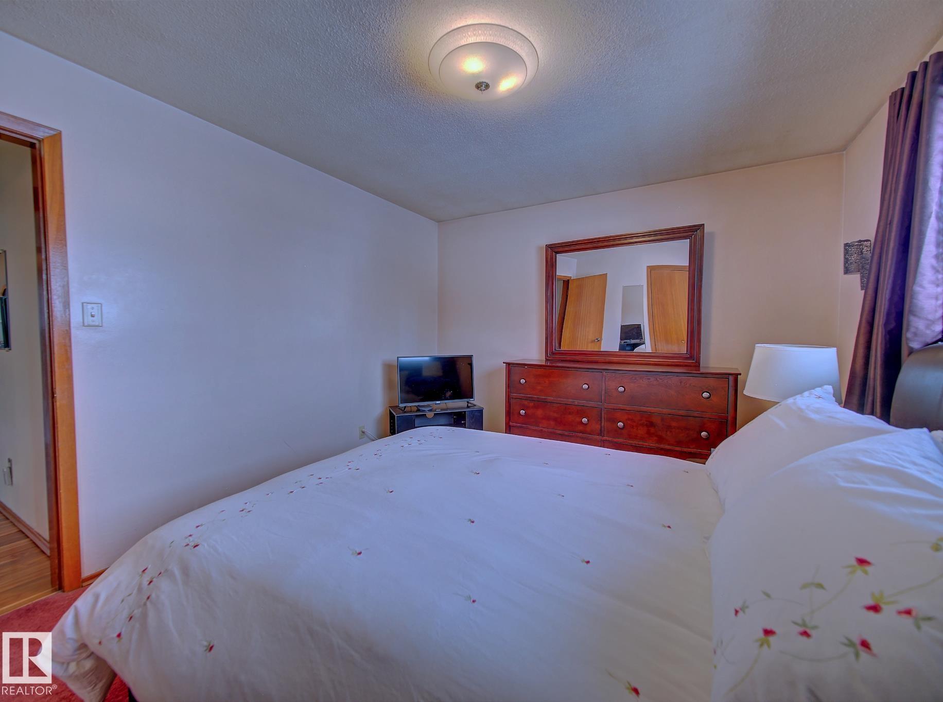 Photo 23 at 9611 90 Avenue, Sherridon Extension, Fort Saskatchewan