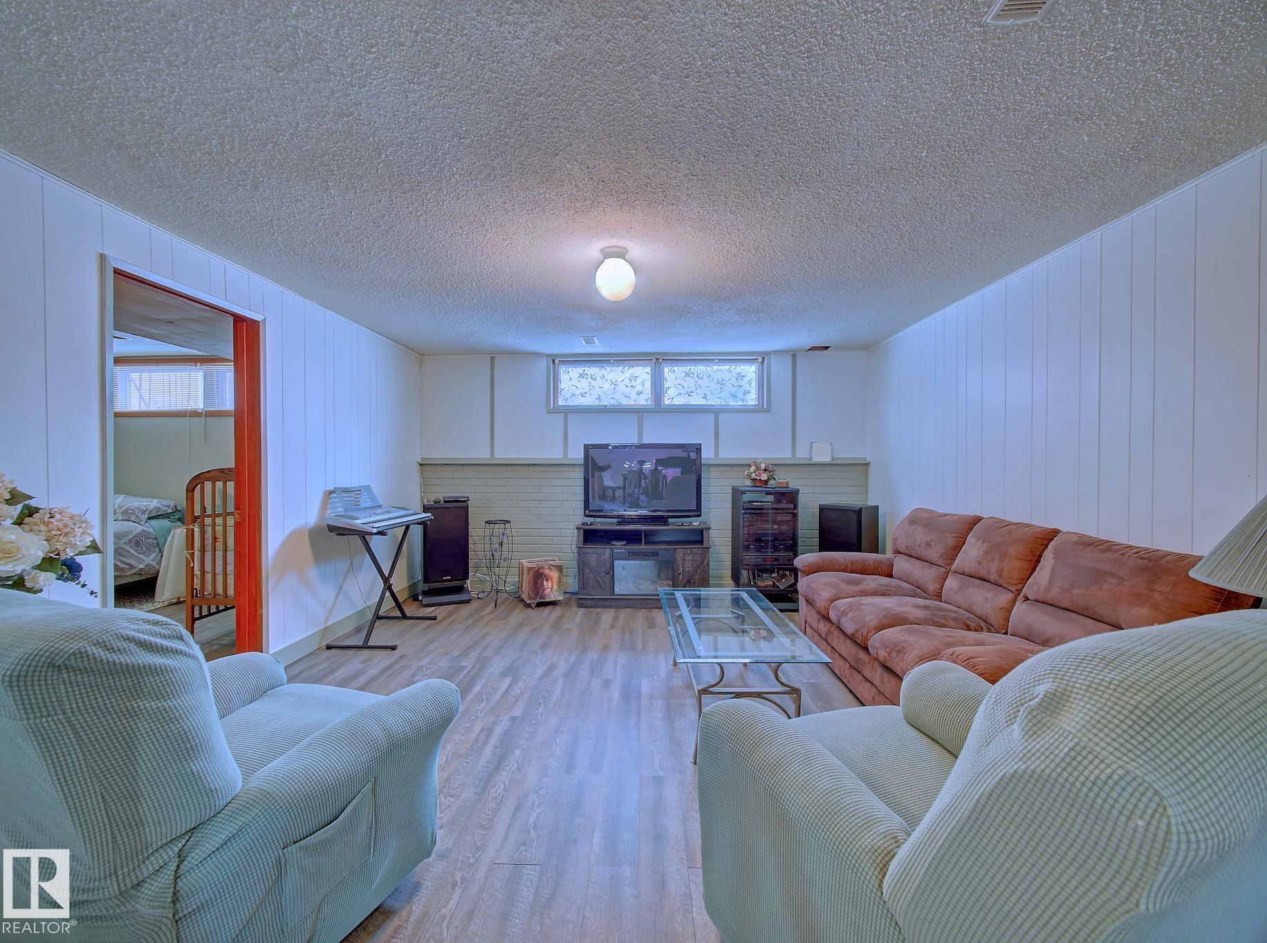 Photo 33 at 9611 90 Avenue, Sherridon Extension, Fort Saskatchewan