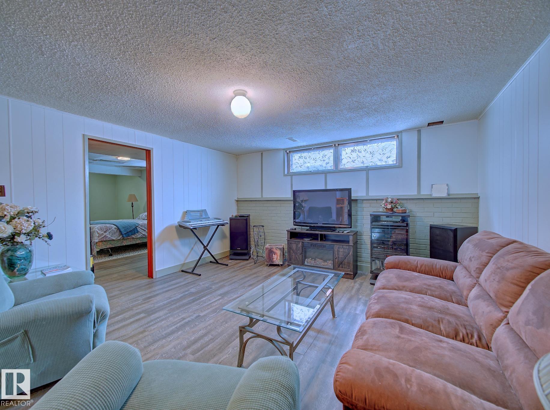 Photo 34 at 9611 90 Avenue, Sherridon Extension, Fort Saskatchewan