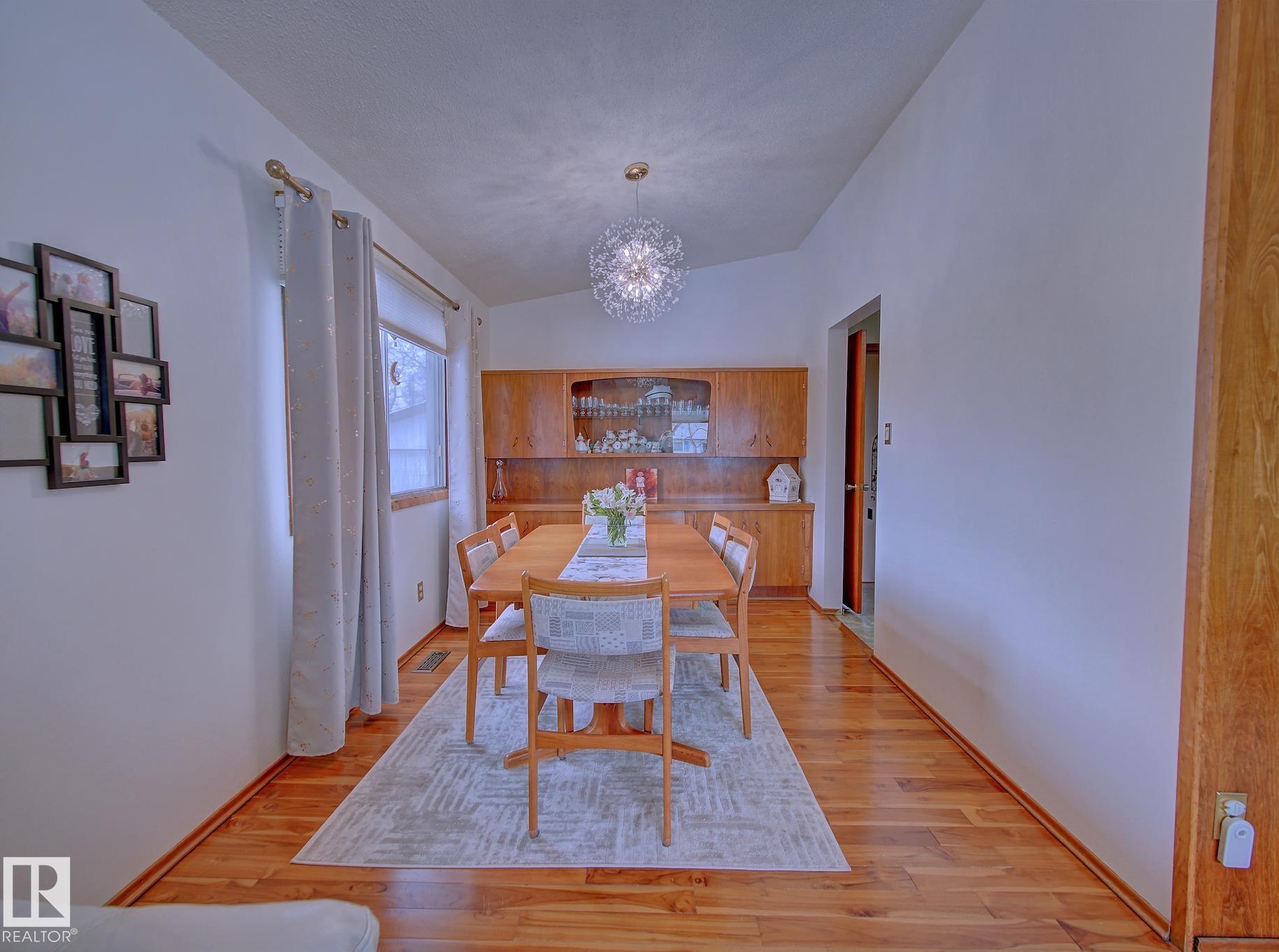 Photo 7 at 9611 90 Avenue, Sherridon Extension, Fort Saskatchewan