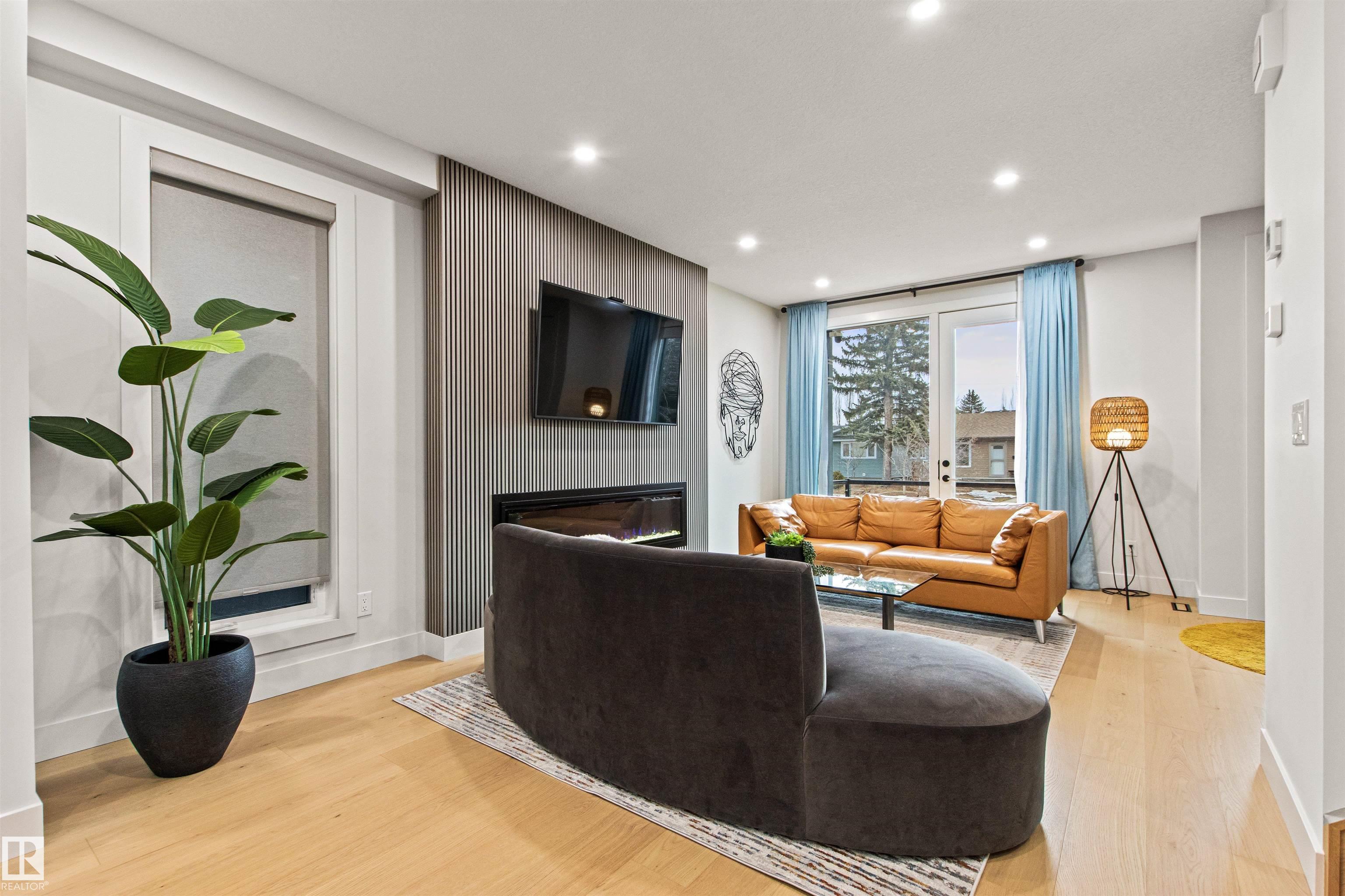 Photo 12 at 8944 145 Street NW, Parkview, Edmonton