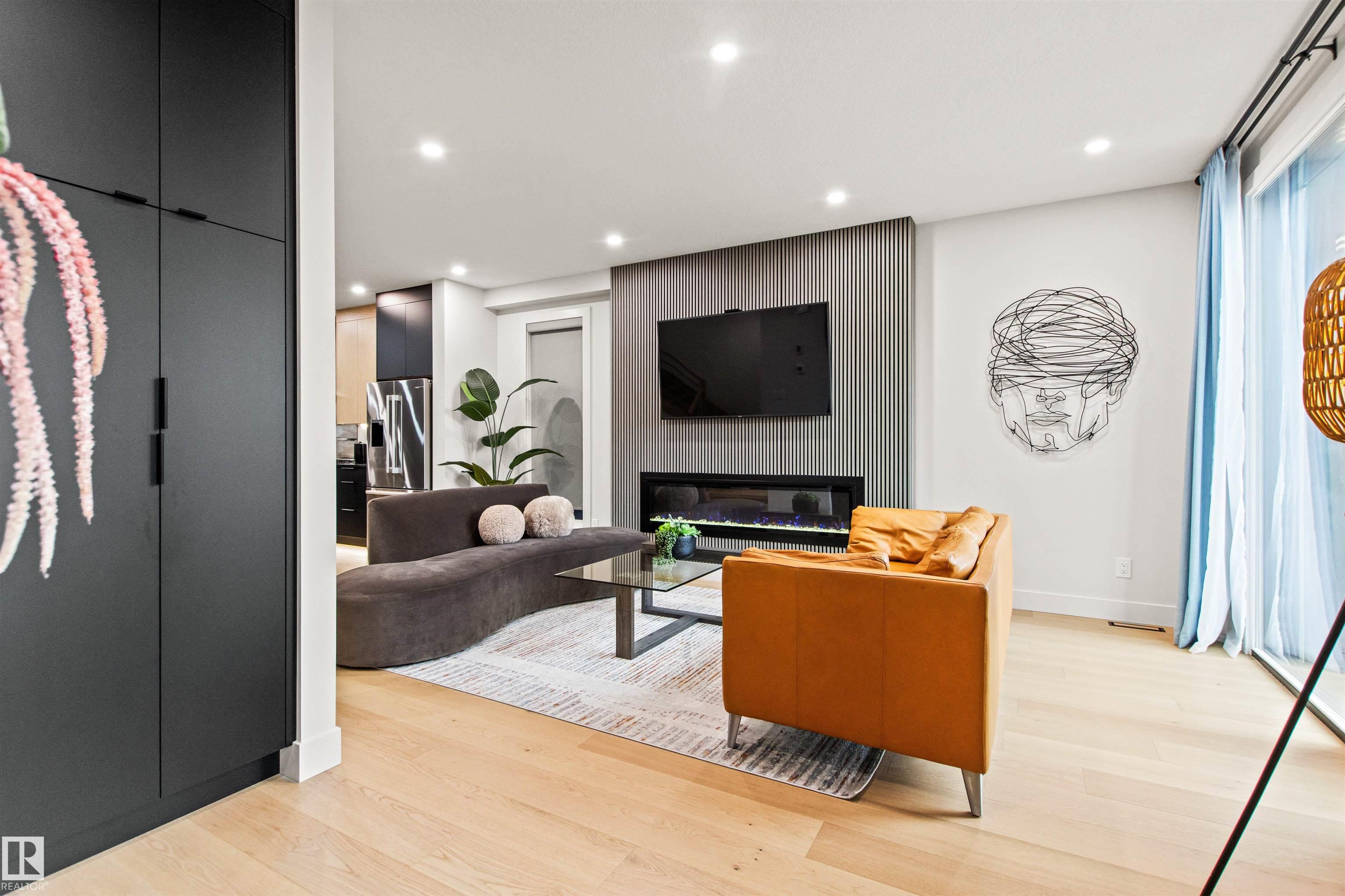 Photo 10 at 8944 145 Street NW, Parkview, Edmonton