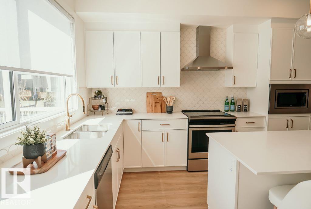 7017 50a Avenue, Elan, Beaumont