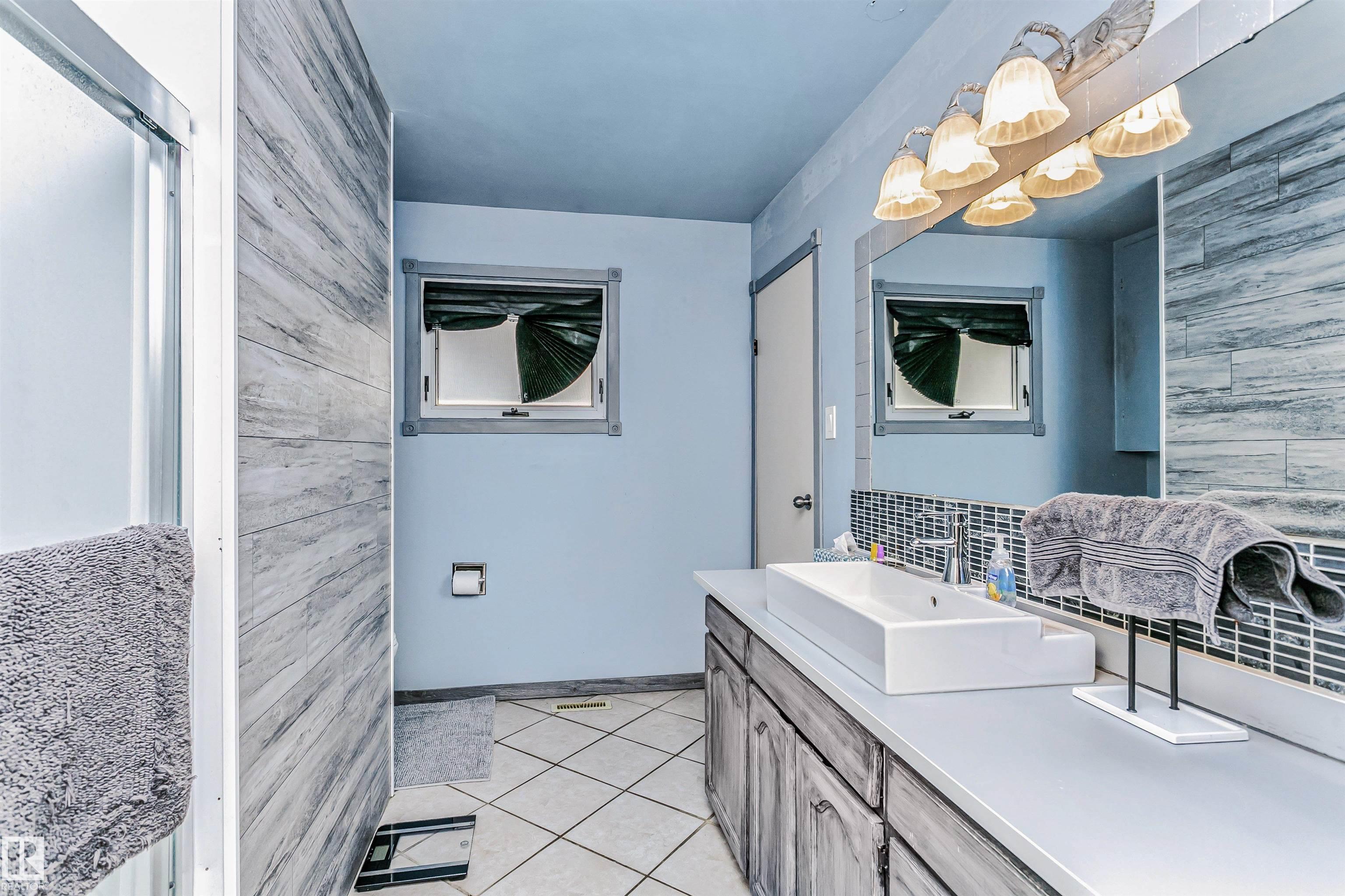 Photo 23 at 3 Gosset Place, Broxton Park, Spruce Grove