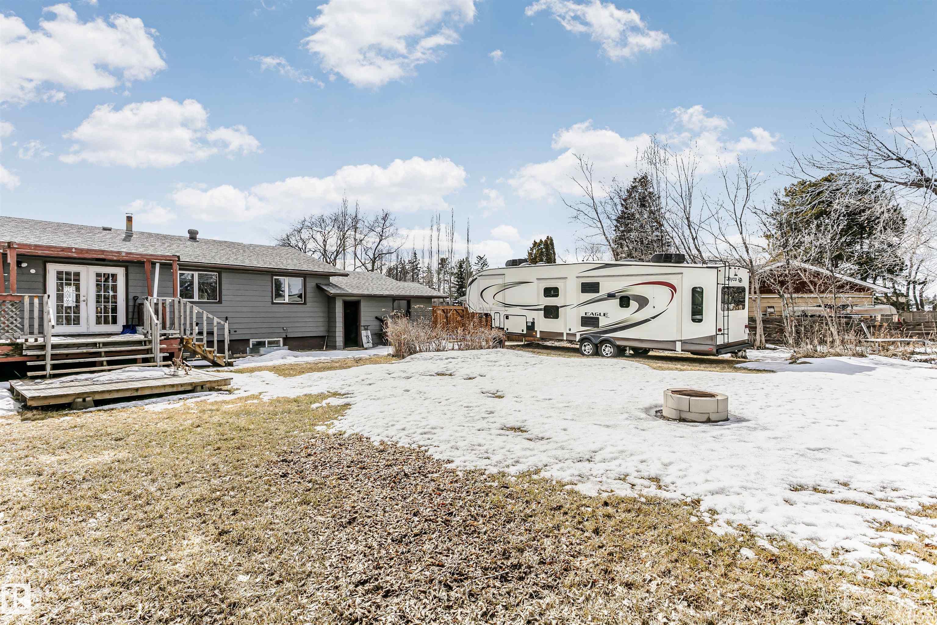 Photo 41 at 3 Gosset Place, Broxton Park, Spruce Grove