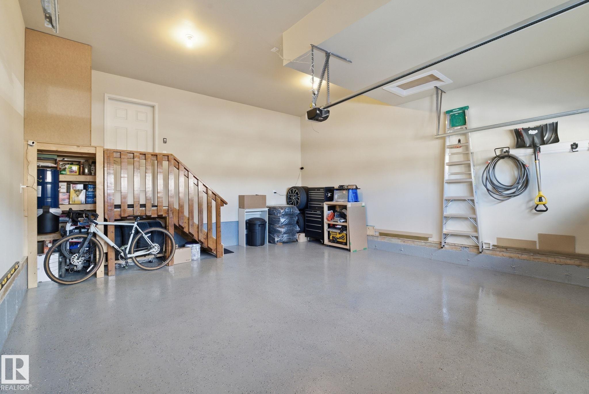 https://zimg.paragon.ice.com/ParagonImages/Property/PM/RAE/225394487/40/0/0/ba5805c0aad74de84395e203aa991109/1/c58adef137d9dd2cfca4b85be897d3a5/225394487-4980b7a6-b2ed-49d4-ad3d-688f5910ef70.JPG