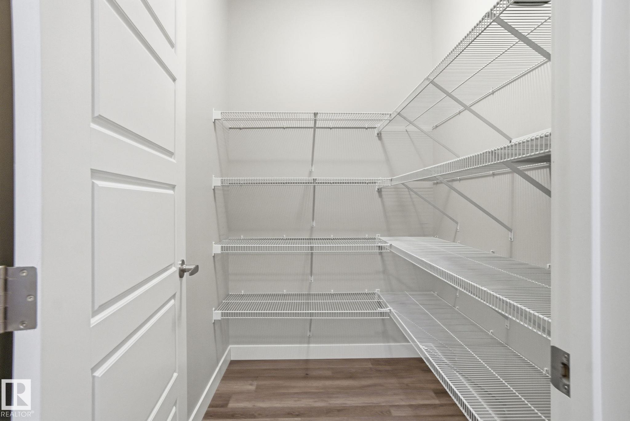 https://zimg.paragon.ice.com/ParagonImages/Property/PM/RAE/225394491/16/0/0/6cbe5e6756df50d441b02fb46e8cc7a9/1/341e81c579425440eb4c58370b84d99c/225394491-3116a468-7443-4a2e-a272-22b24403aa28.JPG