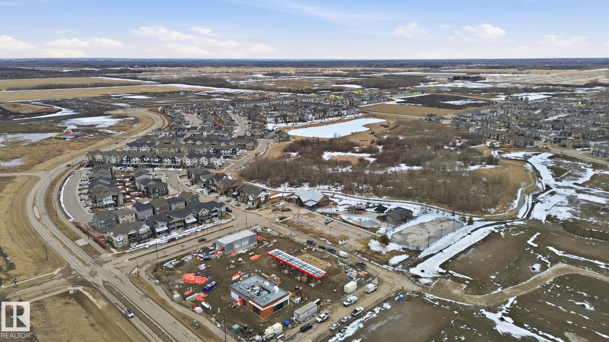 https://zimg.paragon.ice.com/ParagonImages/Property/PM/RAE/225394491/59/0/0/e03d7de7e183cebd3ccf3c9384e20e54/1/341e81c579425440eb4c58370b84d99c/225394491-857fed76-d036-416e-a2a0-6f421b413333.JPG