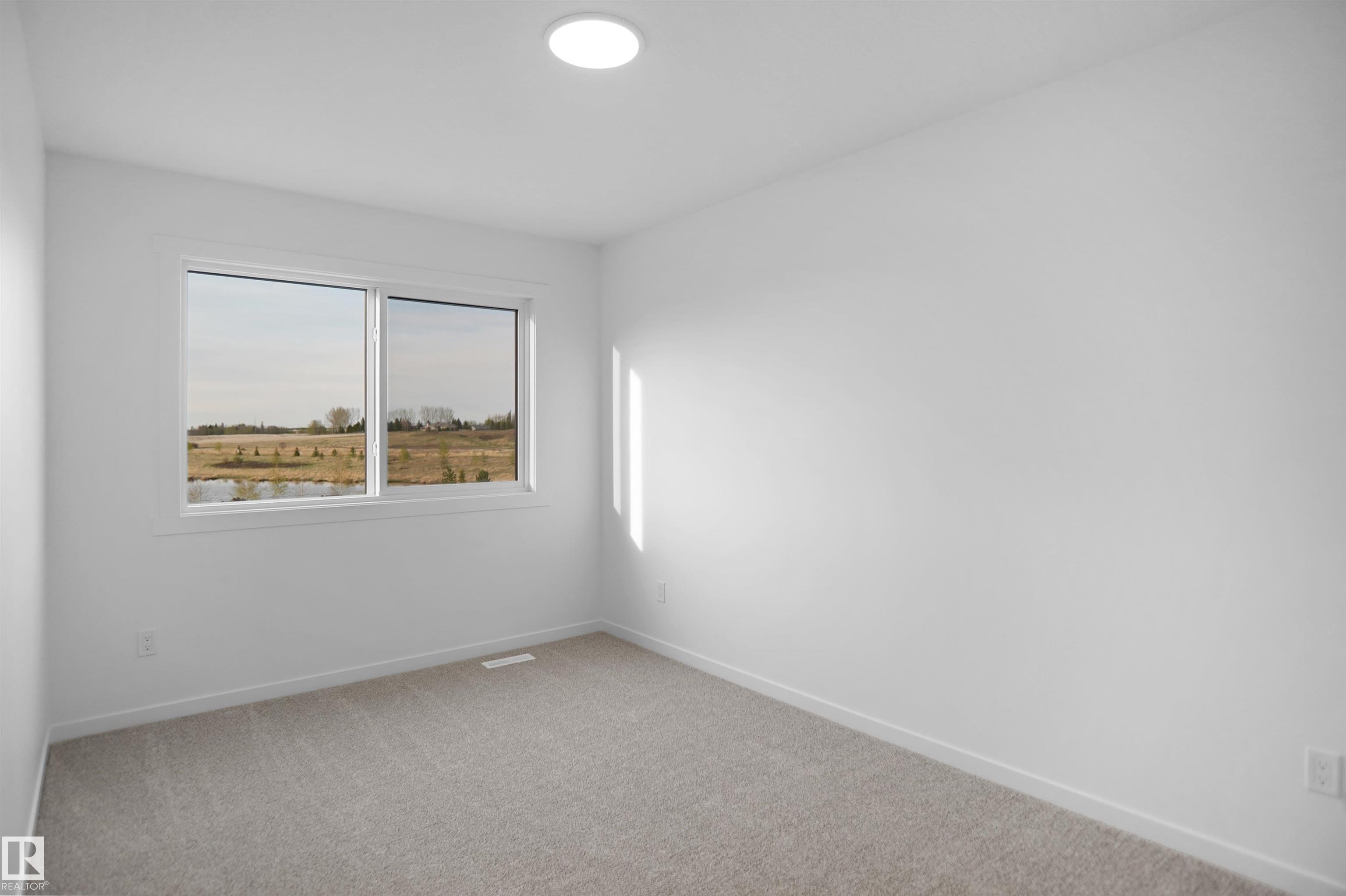 https://zimg.paragon.ice.com/ParagonImages/Property/PM/RAE/225394514/25/0/0/de3d33ba84dd00b69b5d8970f126364b/1/29c4c7d56153503e49b64087694b79f9/225394514-ae490581-e3dc-4a1a-aed7-fc460896a23b.JPG
