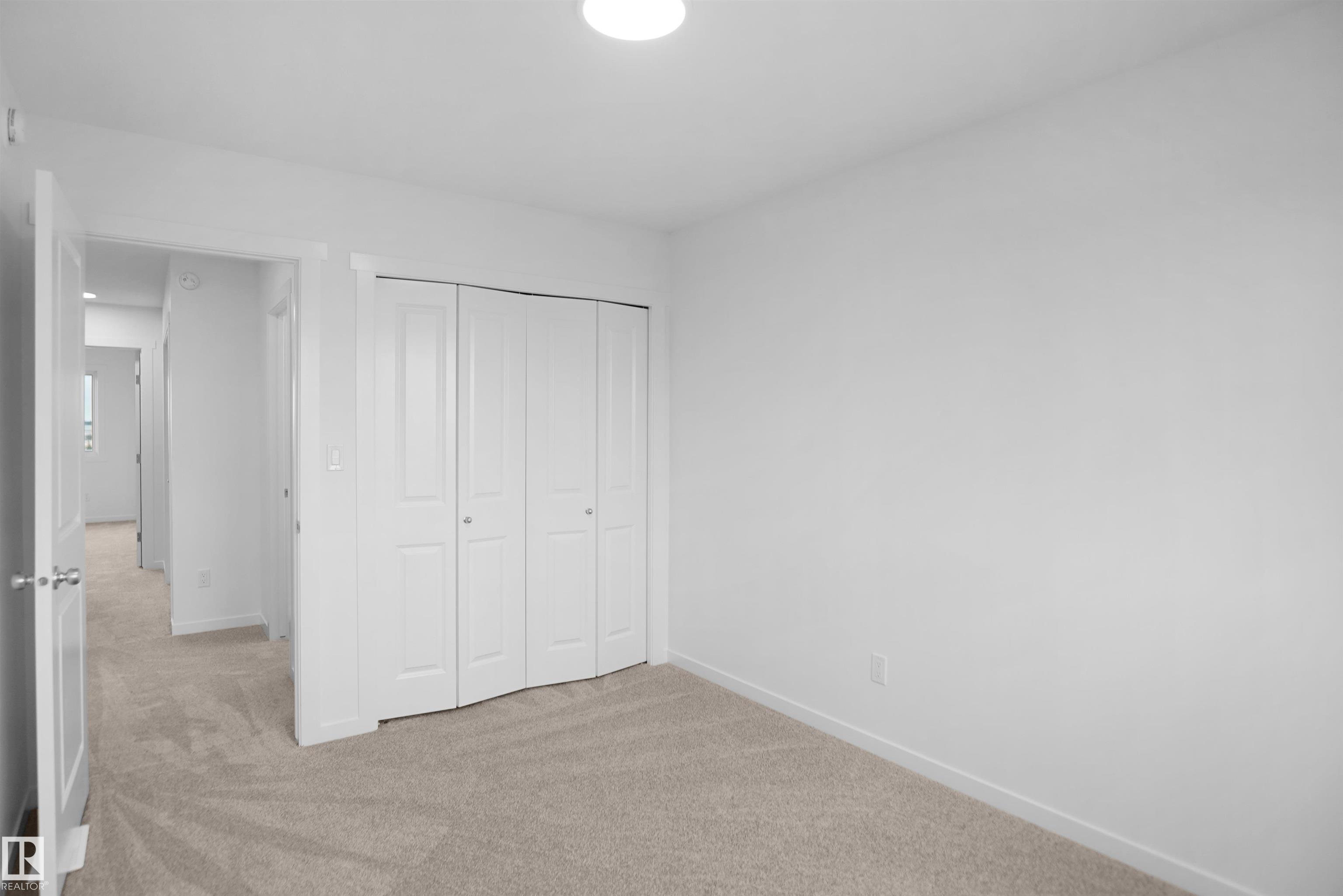https://zimg.paragon.ice.com/ParagonImages/Property/PM/RAE/225394516/23/0/0/b03982643031d670459970e17e6cc22d/1/b390bb98e188c9934e3d37b94e9bb89d/225394516-bb419e32-38b0-4975-8069-f49ac59bf199.JPG