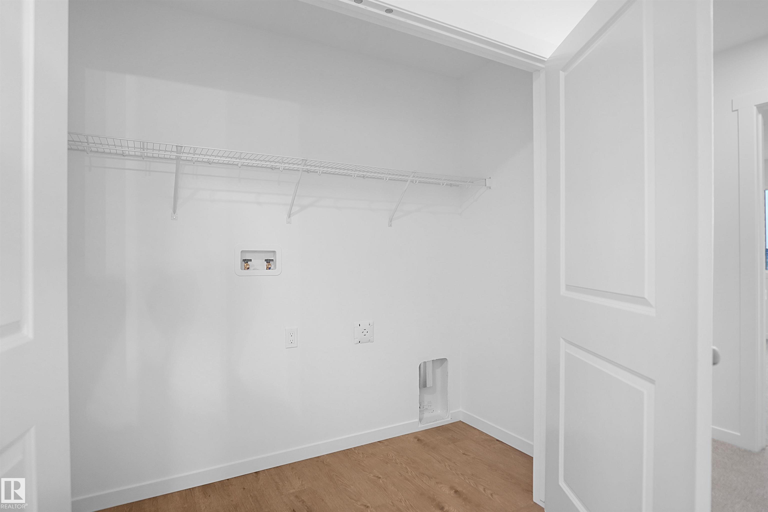 https://zimg.paragon.ice.com/ParagonImages/Property/PM/RAE/225394516/27/0/0/57c2db8840769f550449e345f42c4c90/1/b390bb98e188c9934e3d37b94e9bb89d/225394516-42ecf60e-80a8-4e5e-b1fc-c191ea9c0bc9.JPG