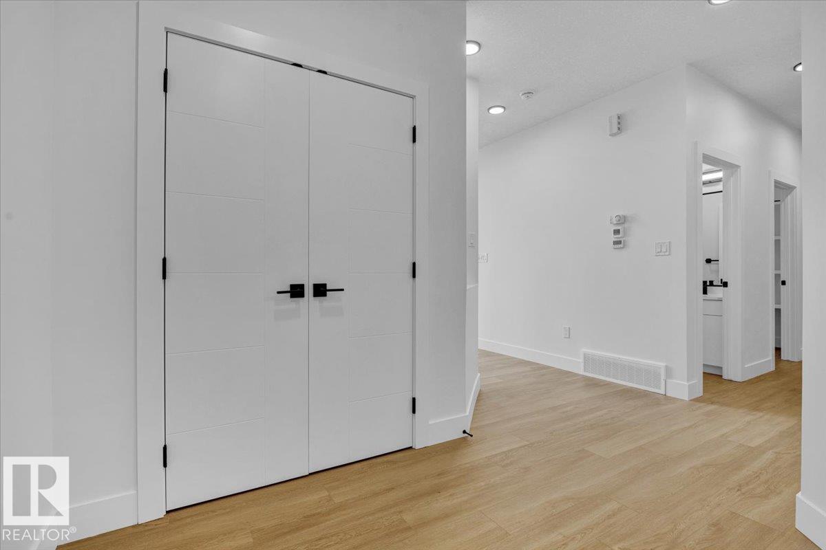 Photo 9 at 12 Edgefield Way, Erin Ridge North, St. Albert