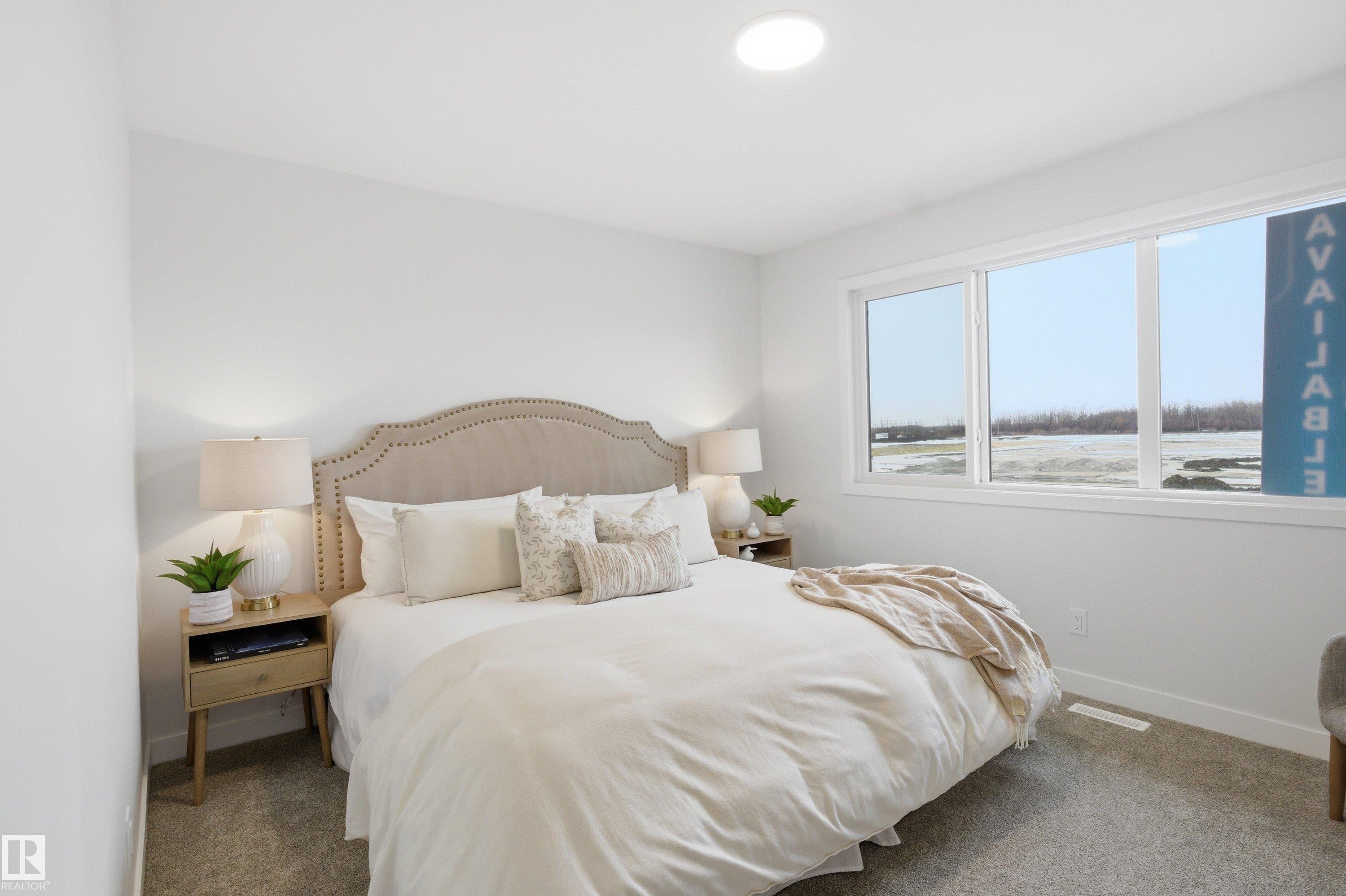 Photo 9 at 3707 Erlanger Drive NW, Edgemont, Edmonton