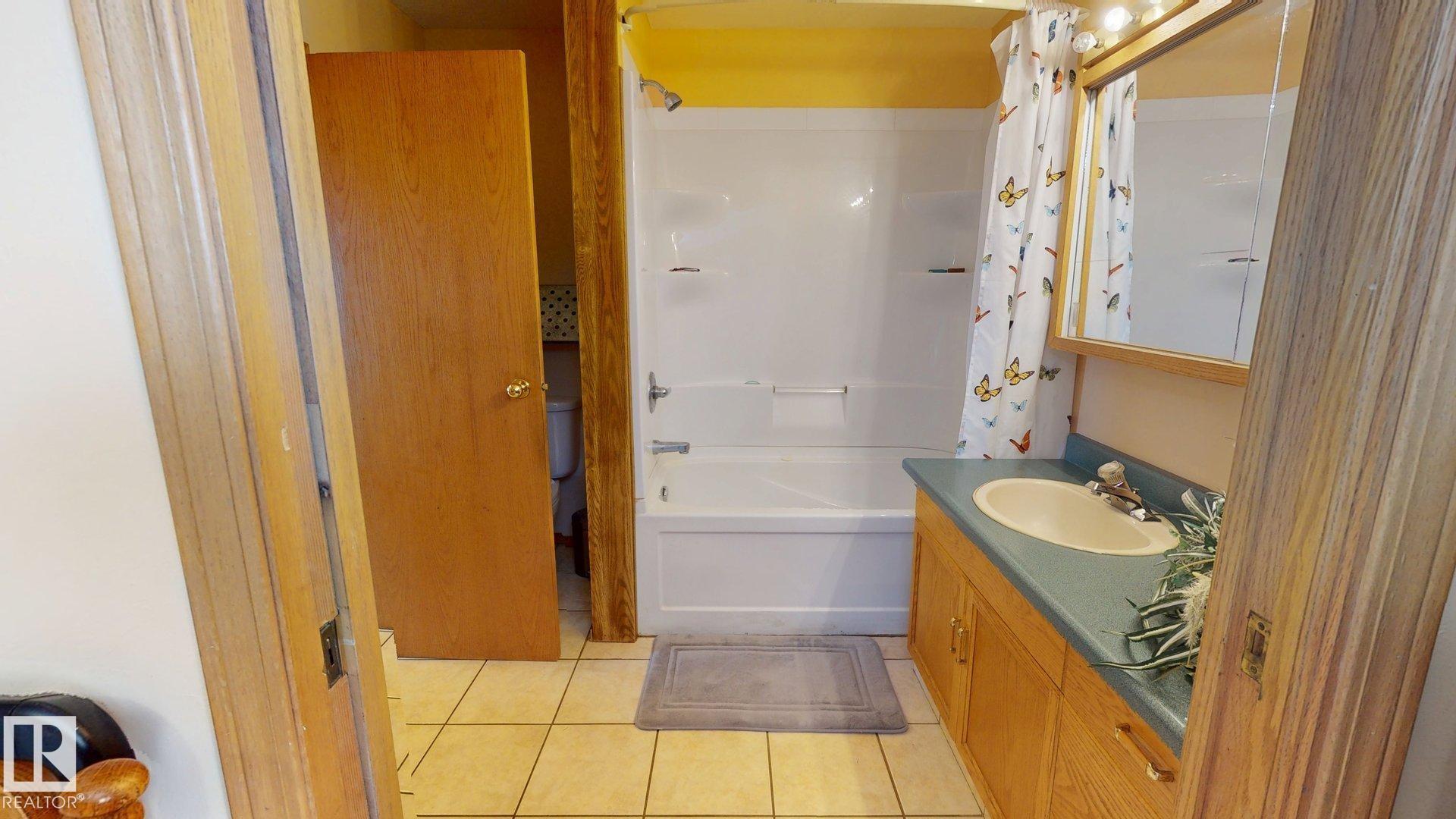 Photo 12 at 48052 Range Road 273, None, Rural Leduc County