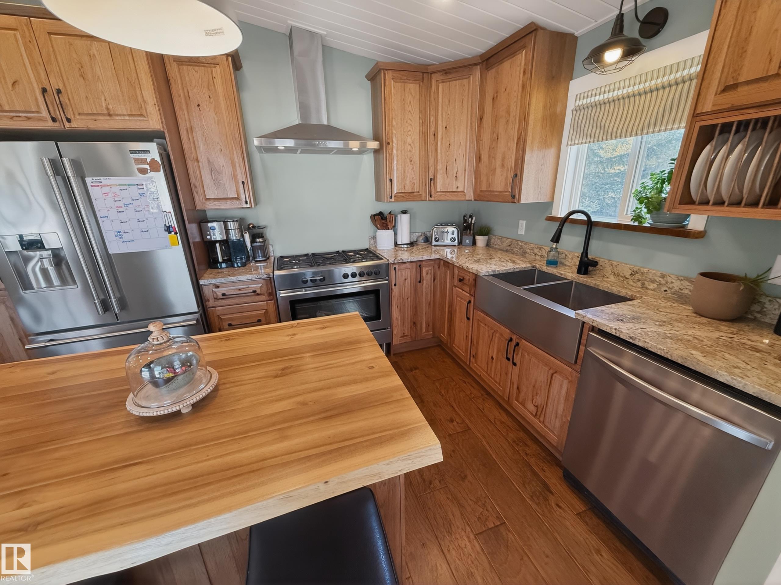 Photo 17 at 18 - 26503 Twp Road 511, Princess Estates, Rural Parkland County