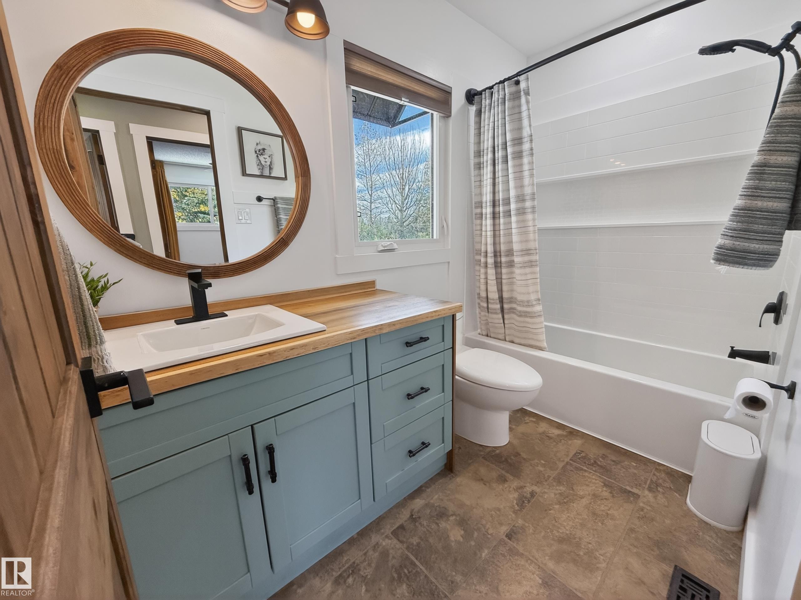 Photo 24 at 18 - 26503 Twp Road 511, Princess Estates, Rural Parkland County