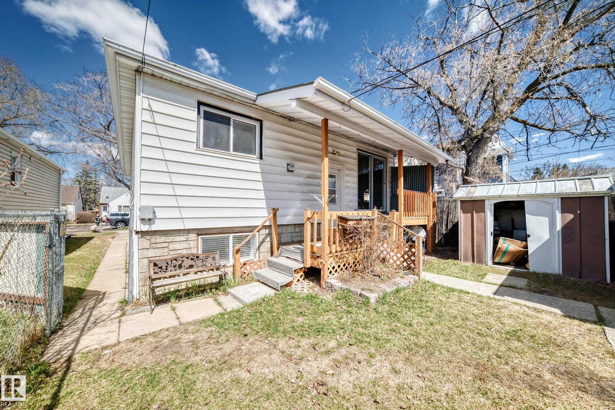 https://zimg.paragon.ice.com/ParagonImages/Property/PM/RAE/225394632/53/0/0/7c6afbb2bd22584c5ffbbf8b4a43b6c7/1/79ac6215936c1025589c7d6179116fd2/225394632-431c4bf4-c1d4-4e13-8e9e-257b556dc944.JPG