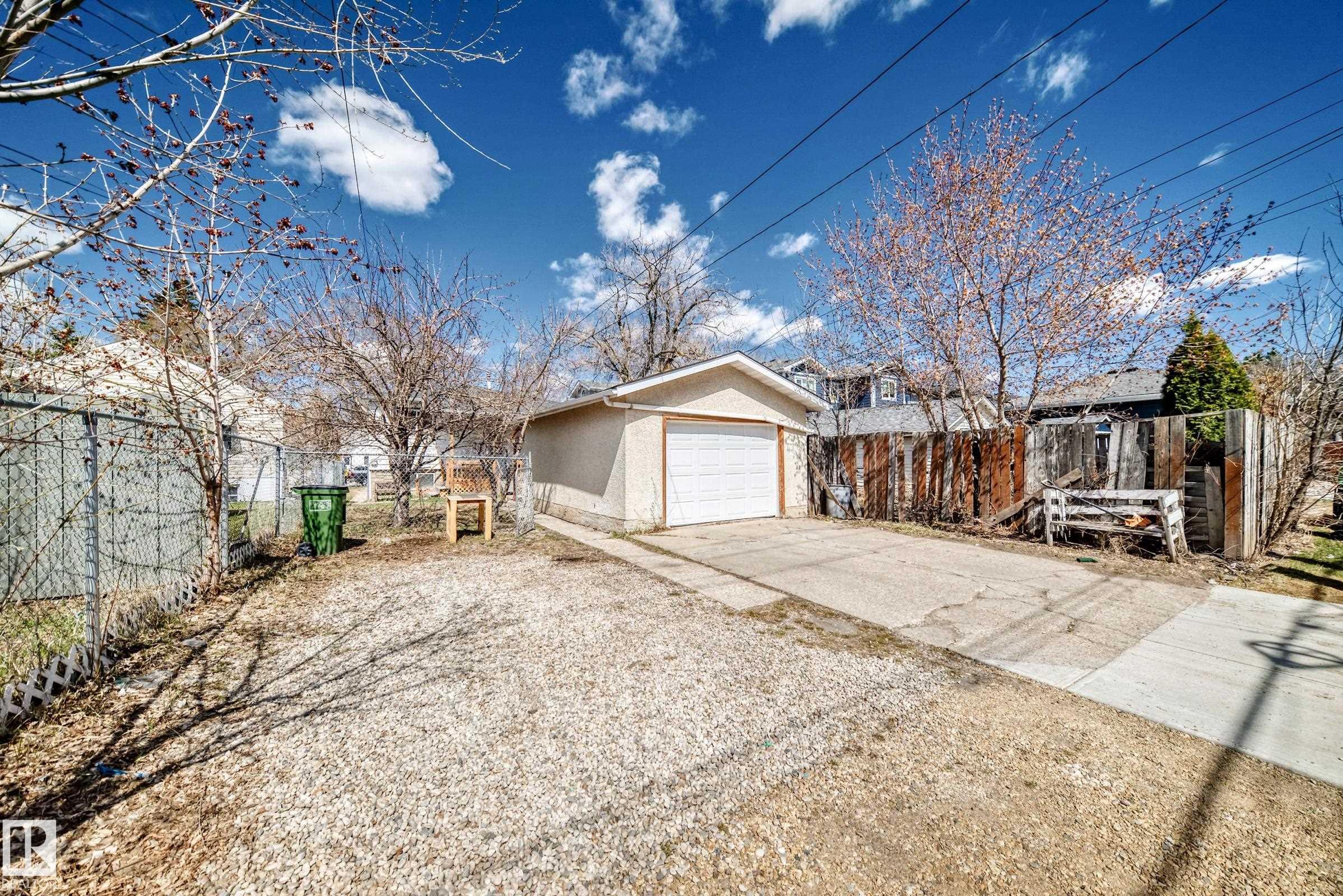 https://zimg.paragon.ice.com/ParagonImages/Property/PM/RAE/225394632/57/0/0/0b42fc53cd8958f1fe47761e27fceda5/1/79ac6215936c1025589c7d6179116fd2/225394632-08ffd575-0987-4d1f-ace7-ebef25a008e8.JPG