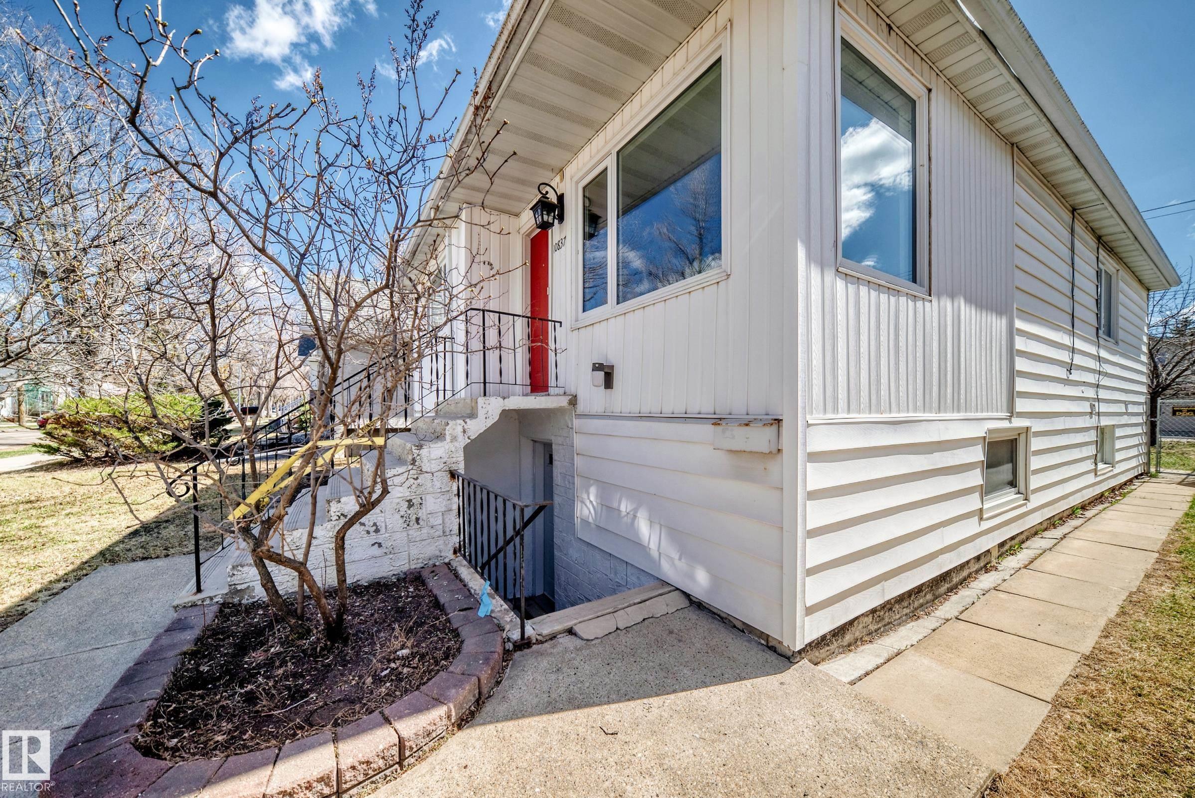 https://zimg.paragon.ice.com/ParagonImages/Property/PM/RAE/225394632/64/0/0/309856ba579b128e7804414742adc9d5/1/79ac6215936c1025589c7d6179116fd2/225394632-8587dd10-87c9-4b3c-9e79-8c6c324fc86d.JPG
