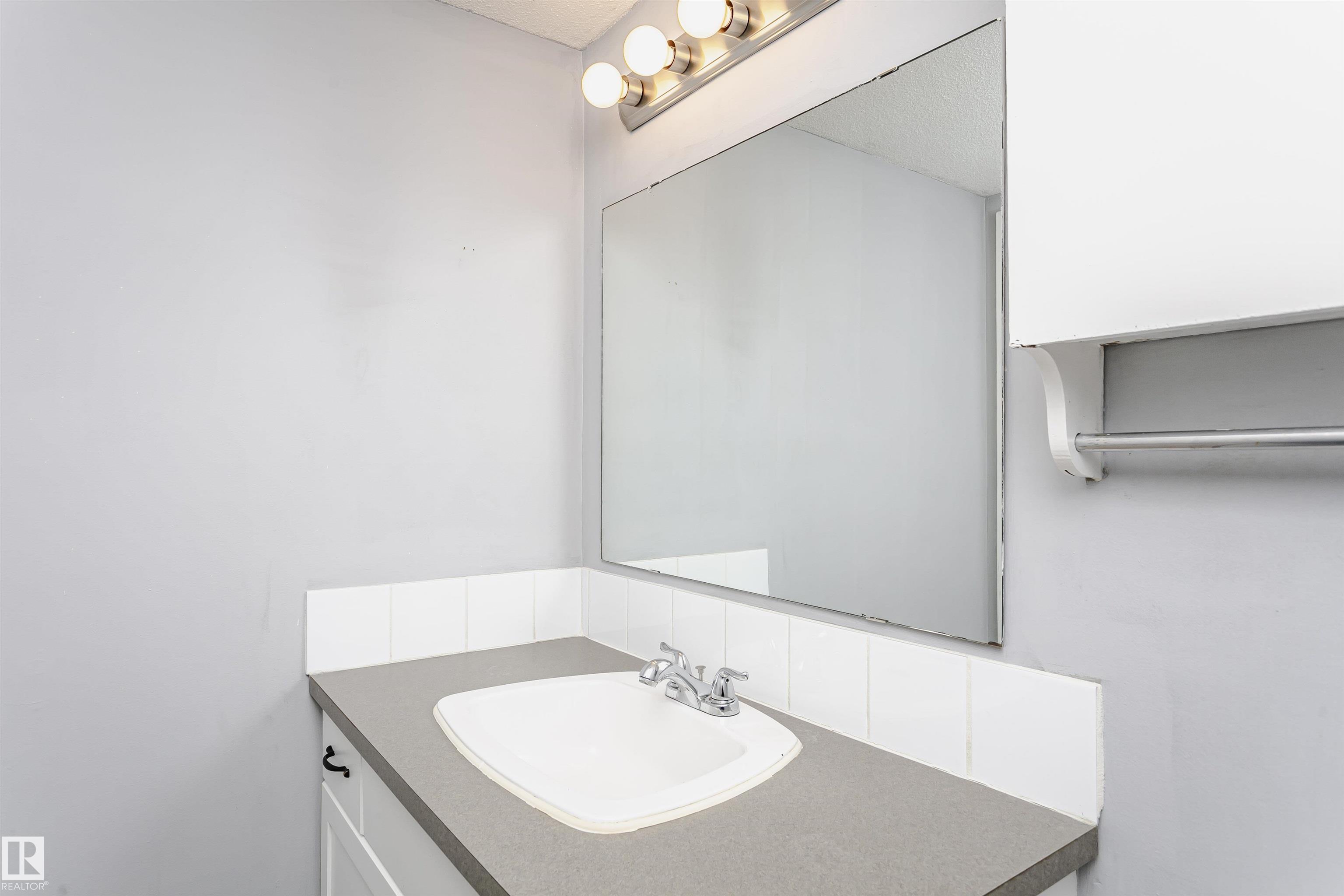 Photo 18 at 8109 132a Avenue NW, Delwood, Edmonton