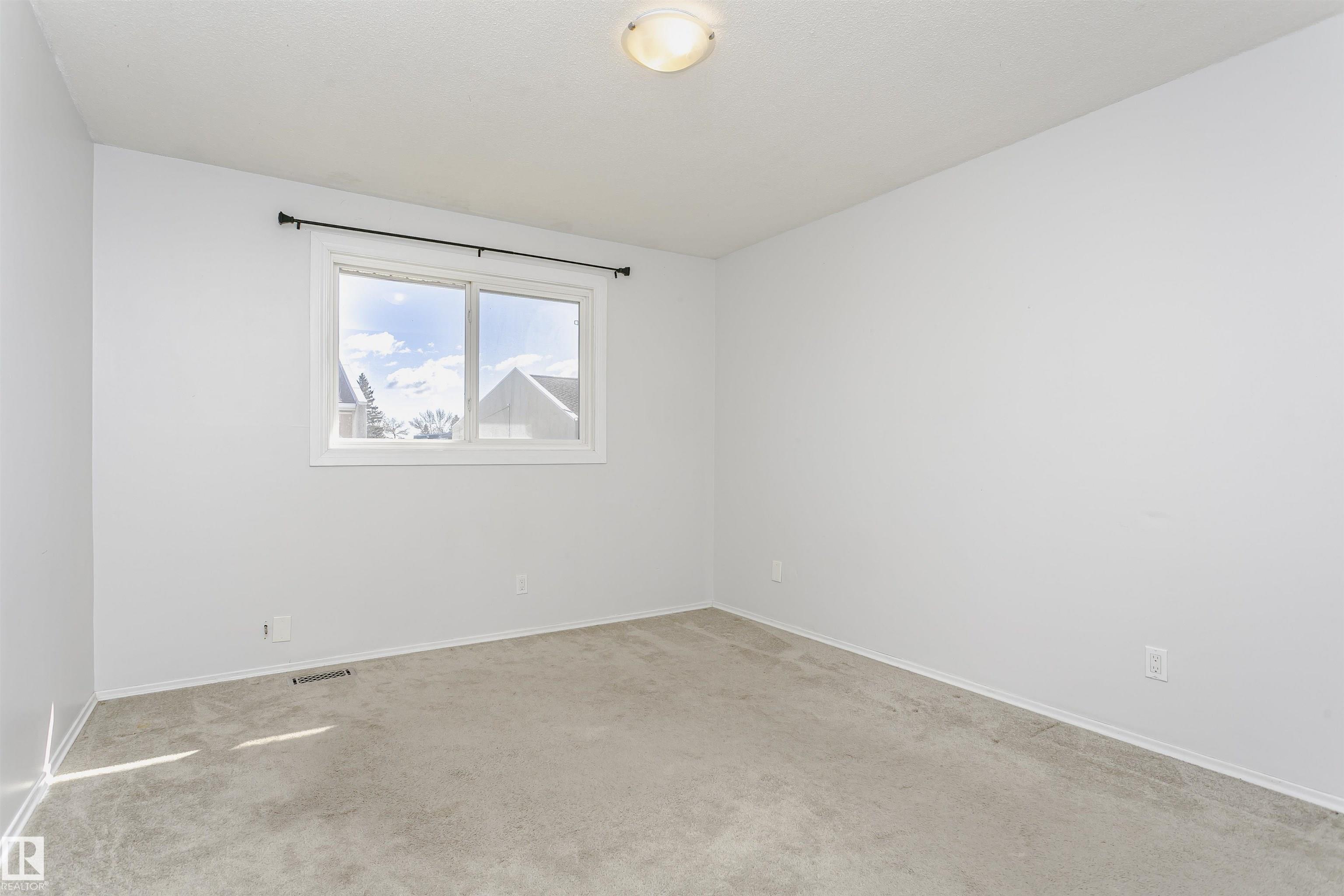 Photo 20 at 8109 132a Avenue NW, Delwood, Edmonton