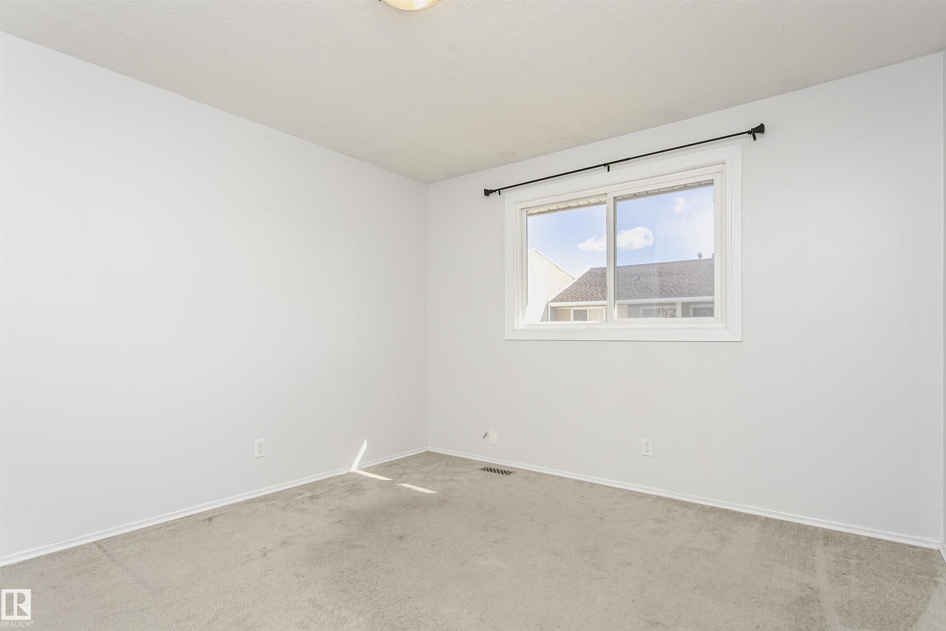 Photo 21 at 8109 132a Avenue NW, Delwood, Edmonton