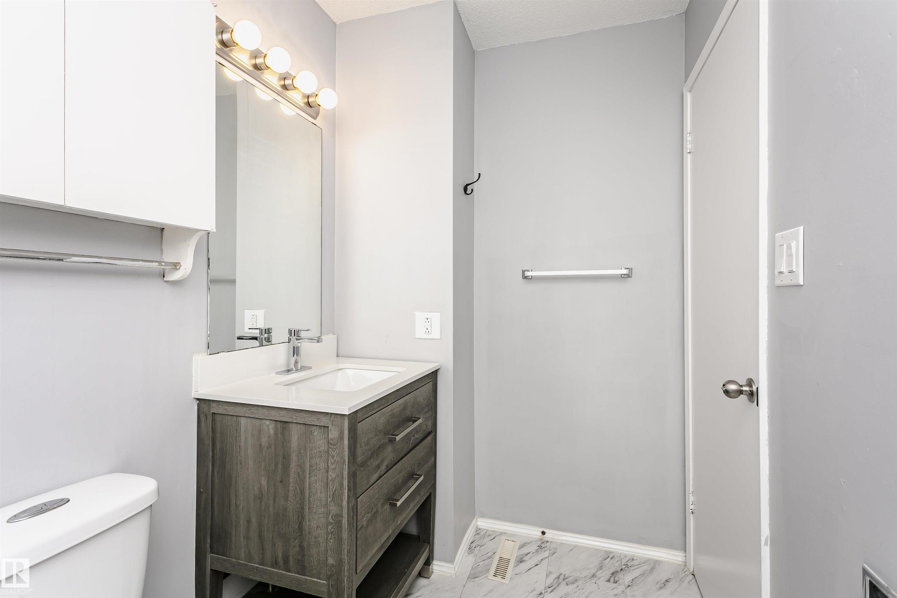 Photo 26 at 8109 132a Avenue NW, Delwood, Edmonton