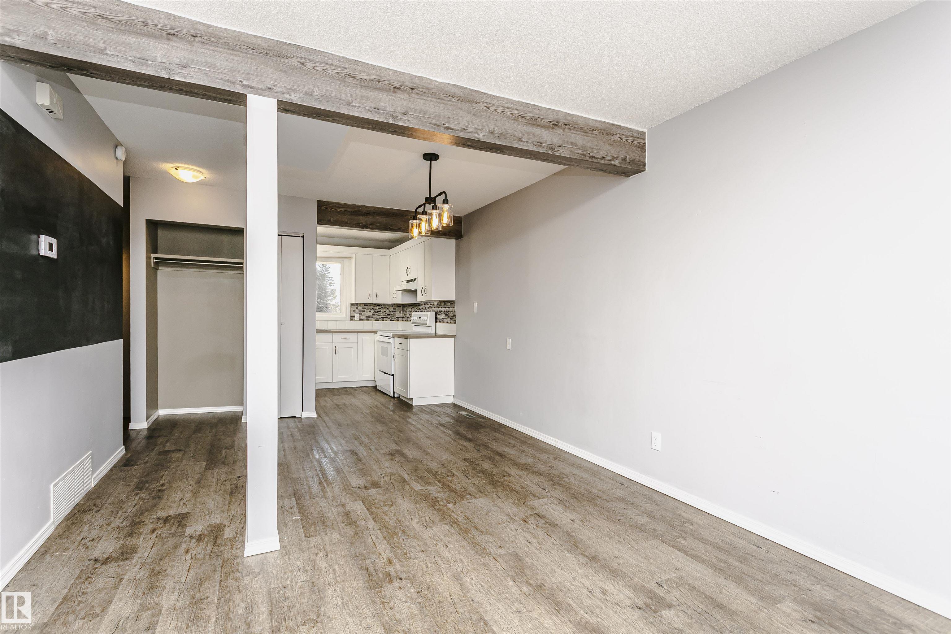 Photo 7 at 8109 132a Avenue NW, Delwood, Edmonton