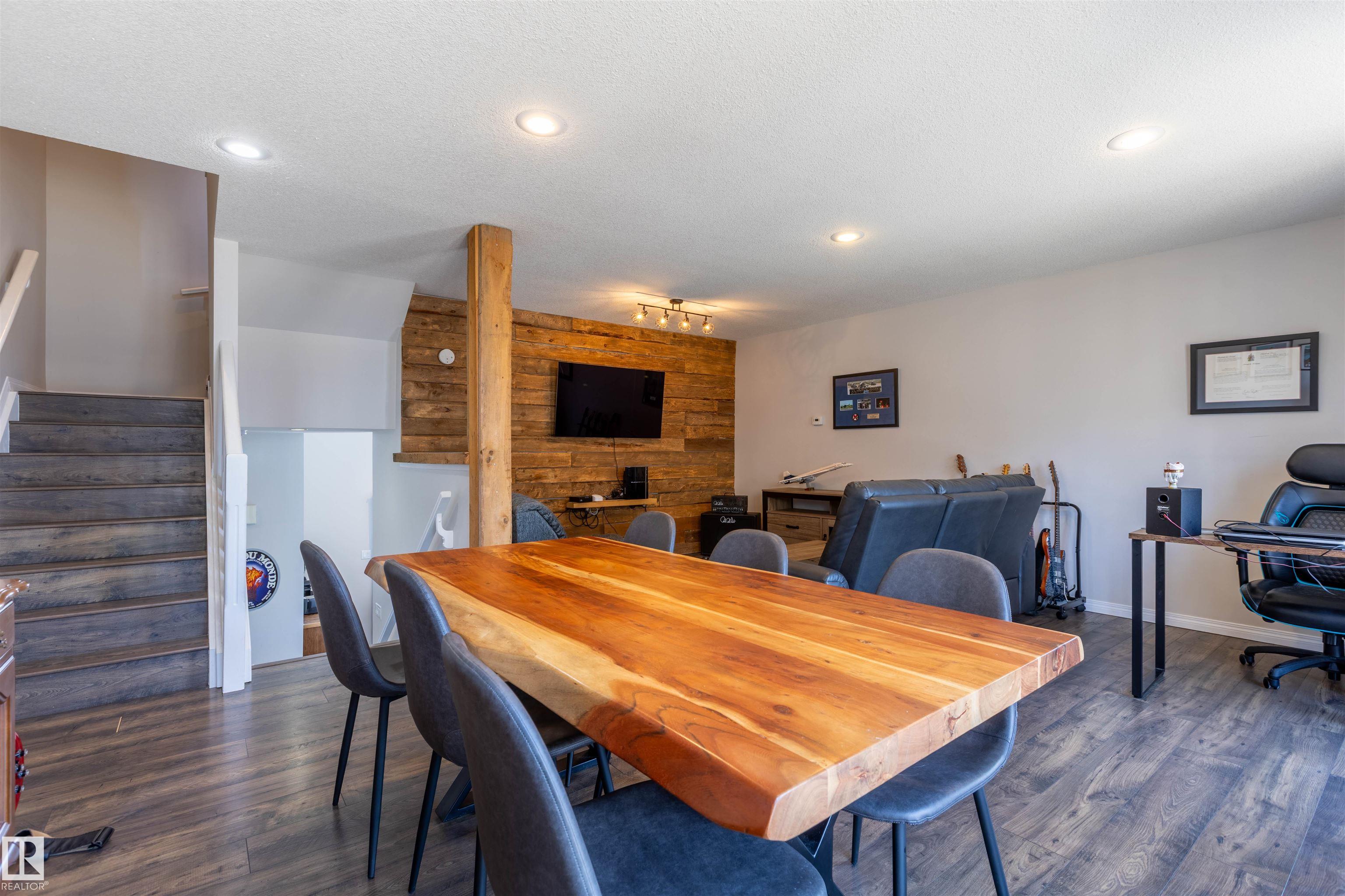 Photo 12 at 46 - 9904 101 Avenue, Morinville