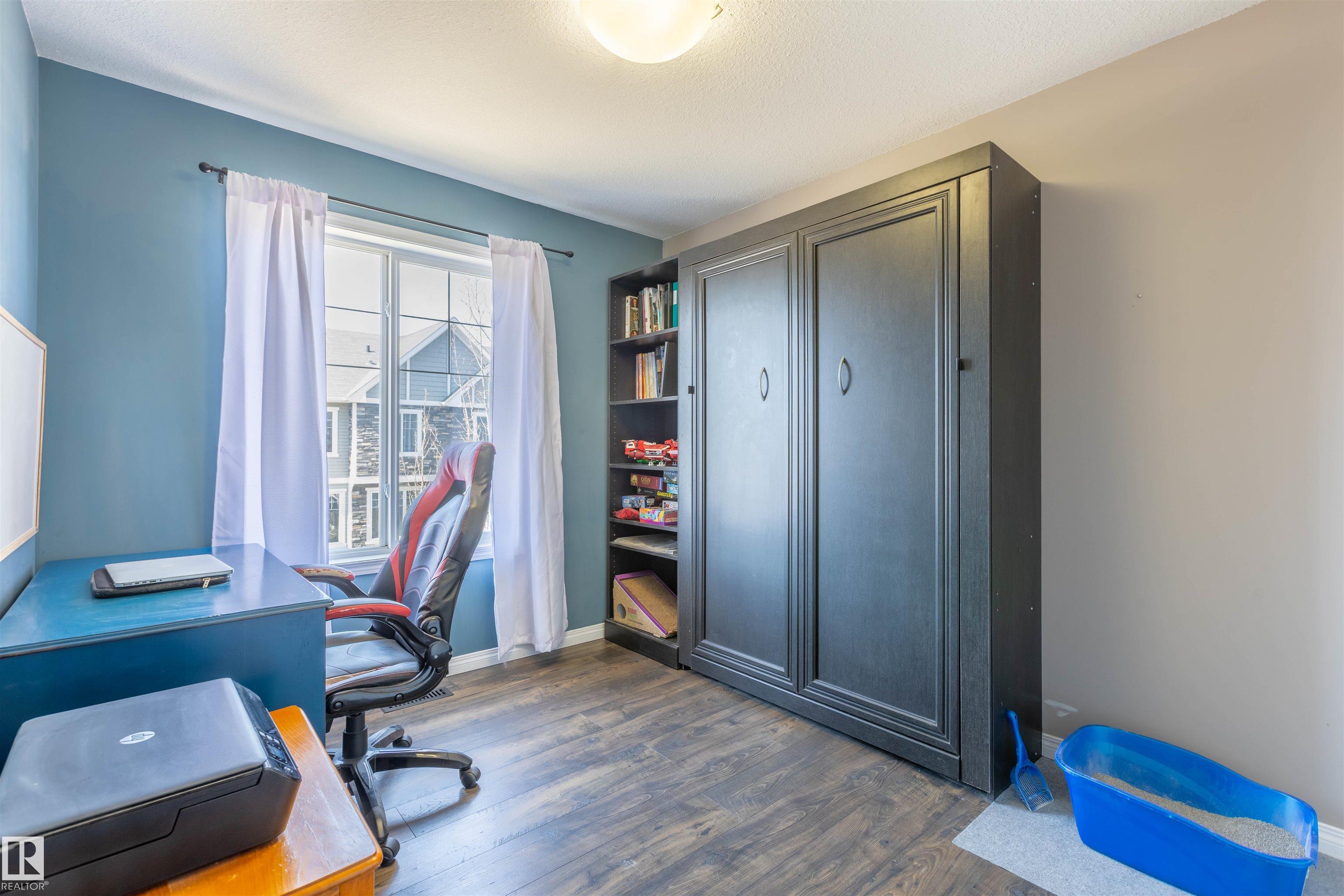 Photo 19 at 46 - 9904 101 Avenue, Morinville