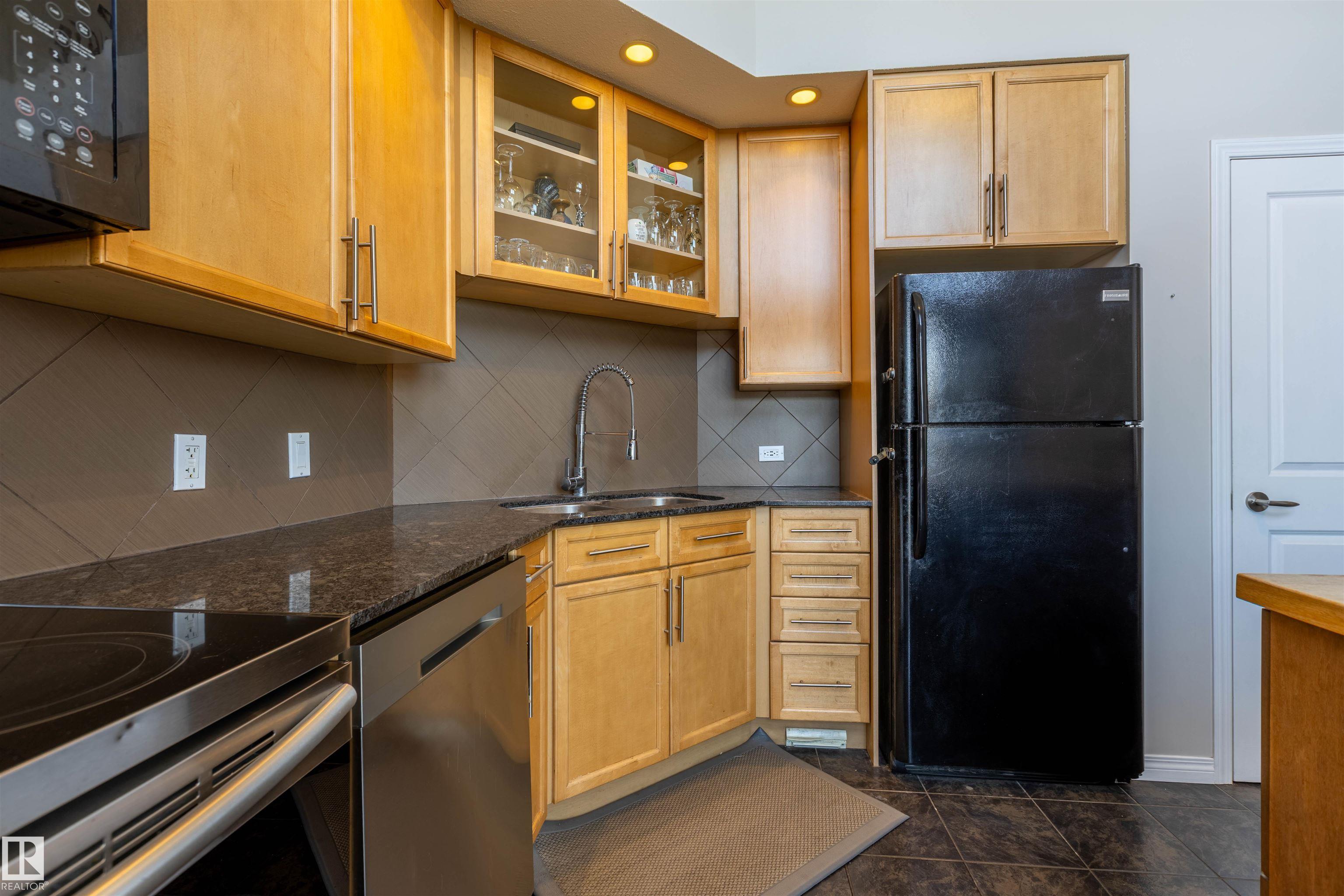 Photo 9 at 46 - 9904 101 Avenue, Morinville