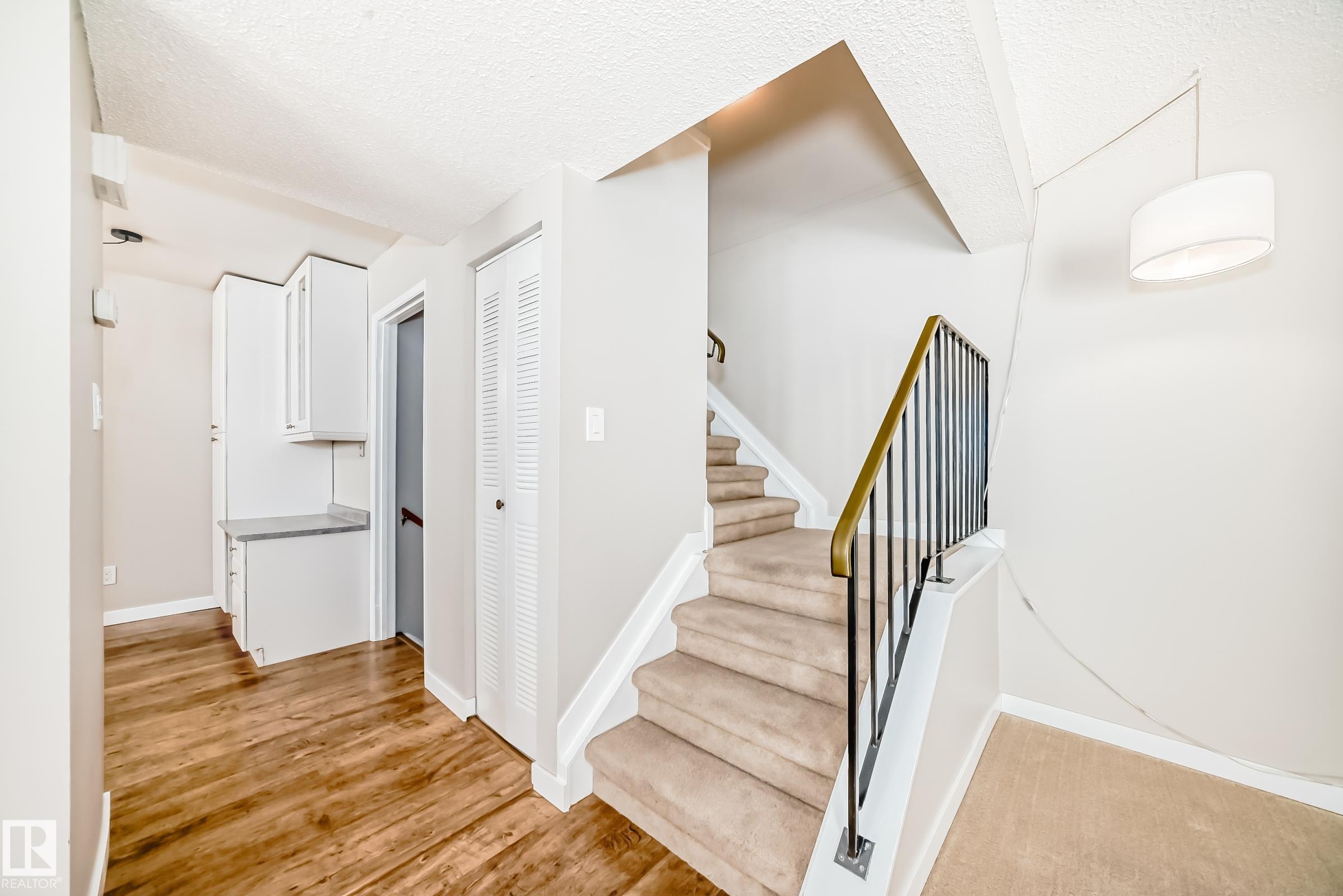 Photo 15 at 6 Woodvale Village NW, Greenview, Edmonton