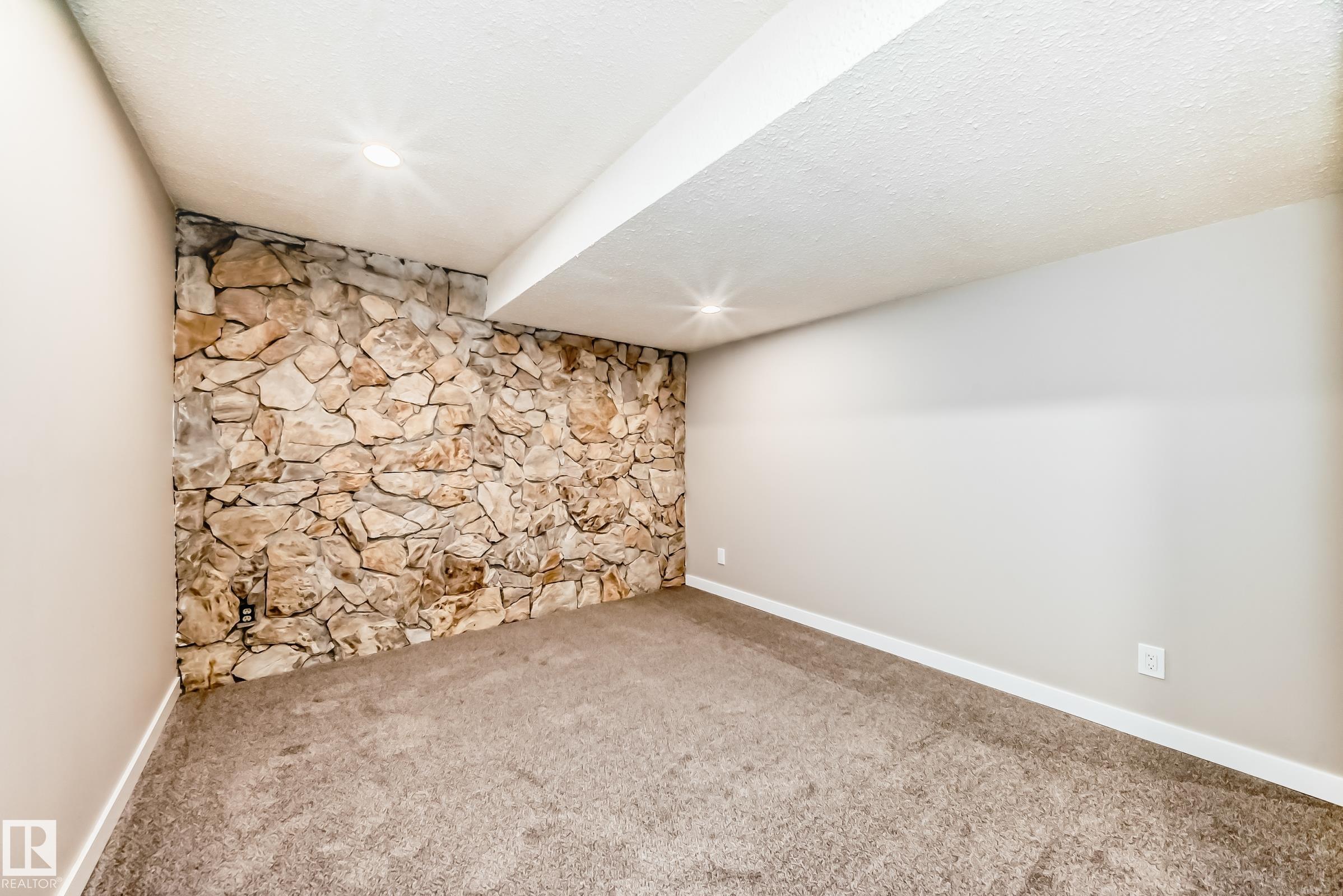 Photo 26 at 6 Woodvale Village NW, Greenview, Edmonton