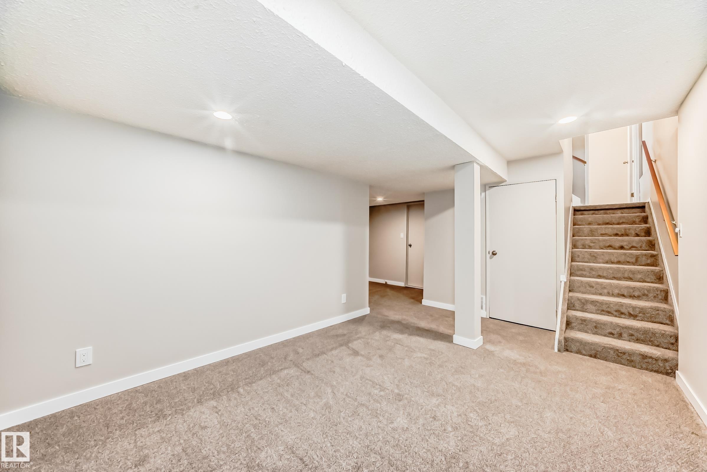 Photo 29 at 6 Woodvale Village NW, Greenview, Edmonton