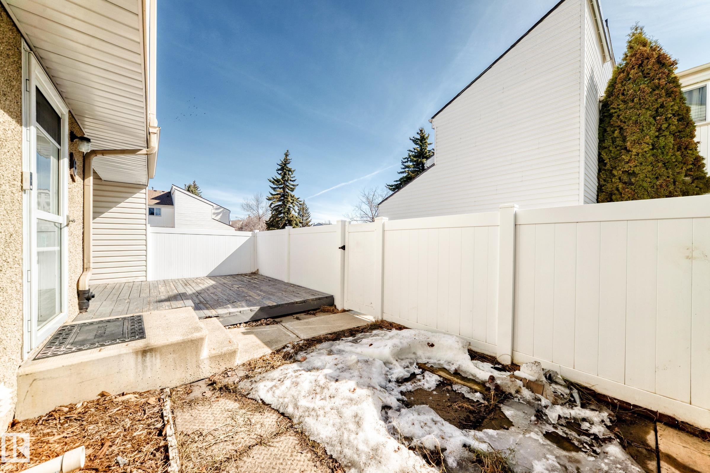 Photo 34 at 6 Woodvale Village NW, Greenview, Edmonton