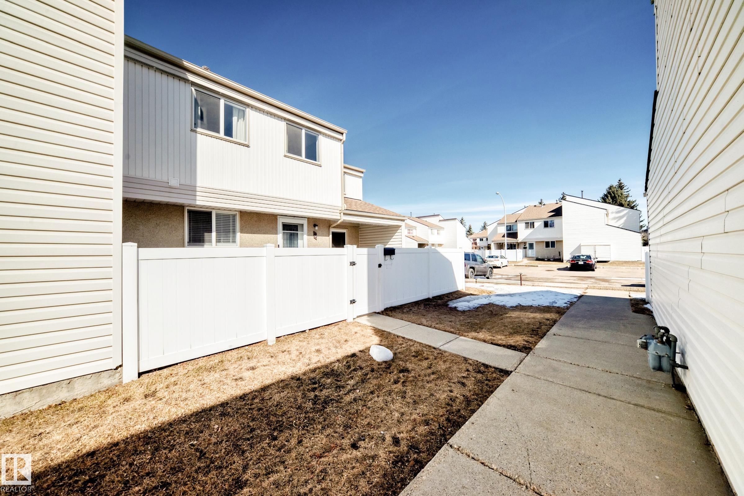 Photo 42 at 6 Woodvale Village NW, Greenview, Edmonton