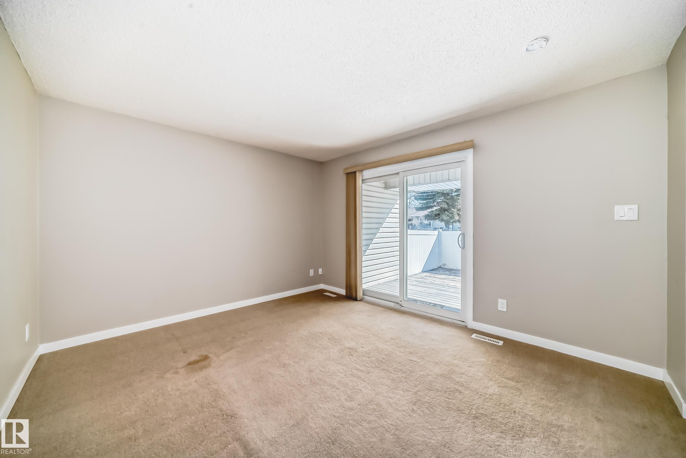 Photo 6 at 6 Woodvale Village NW, Greenview, Edmonton