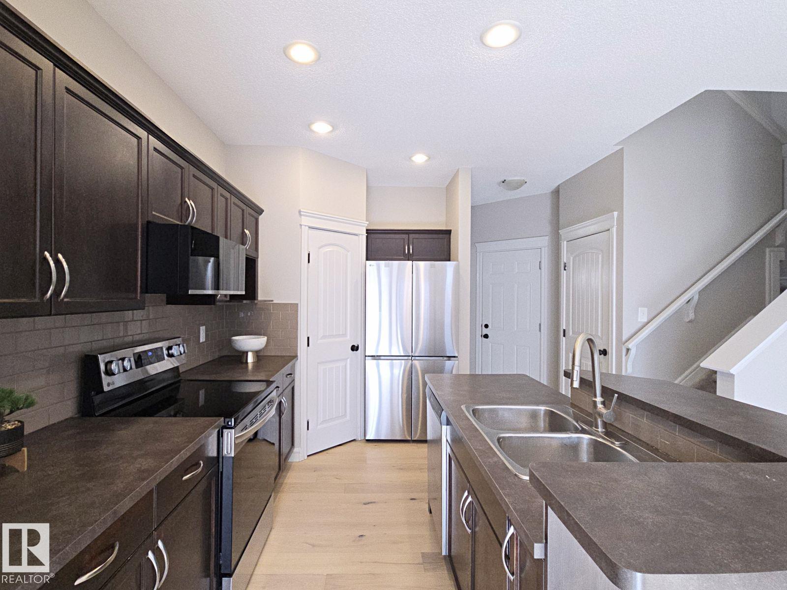 Picture for 11525 18A AV SW