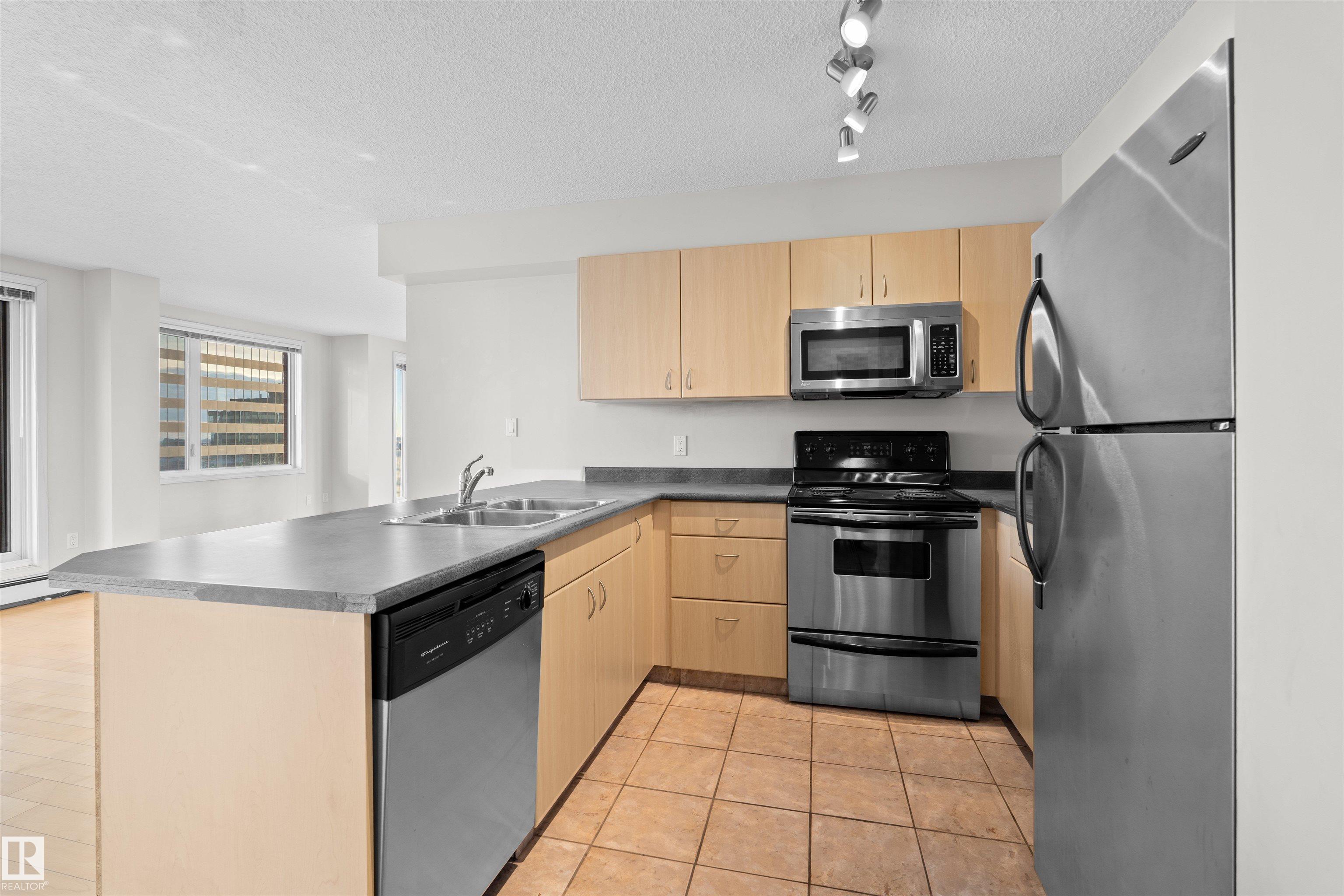 Picture for #2301 10180 104 ST NW