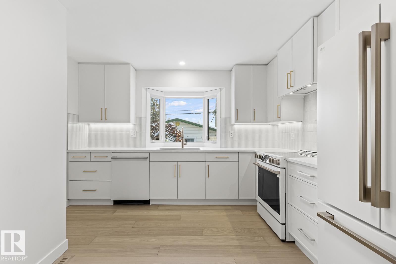 Photo 11 at 10629 79 Street NW, Forest Heights, Edmonton