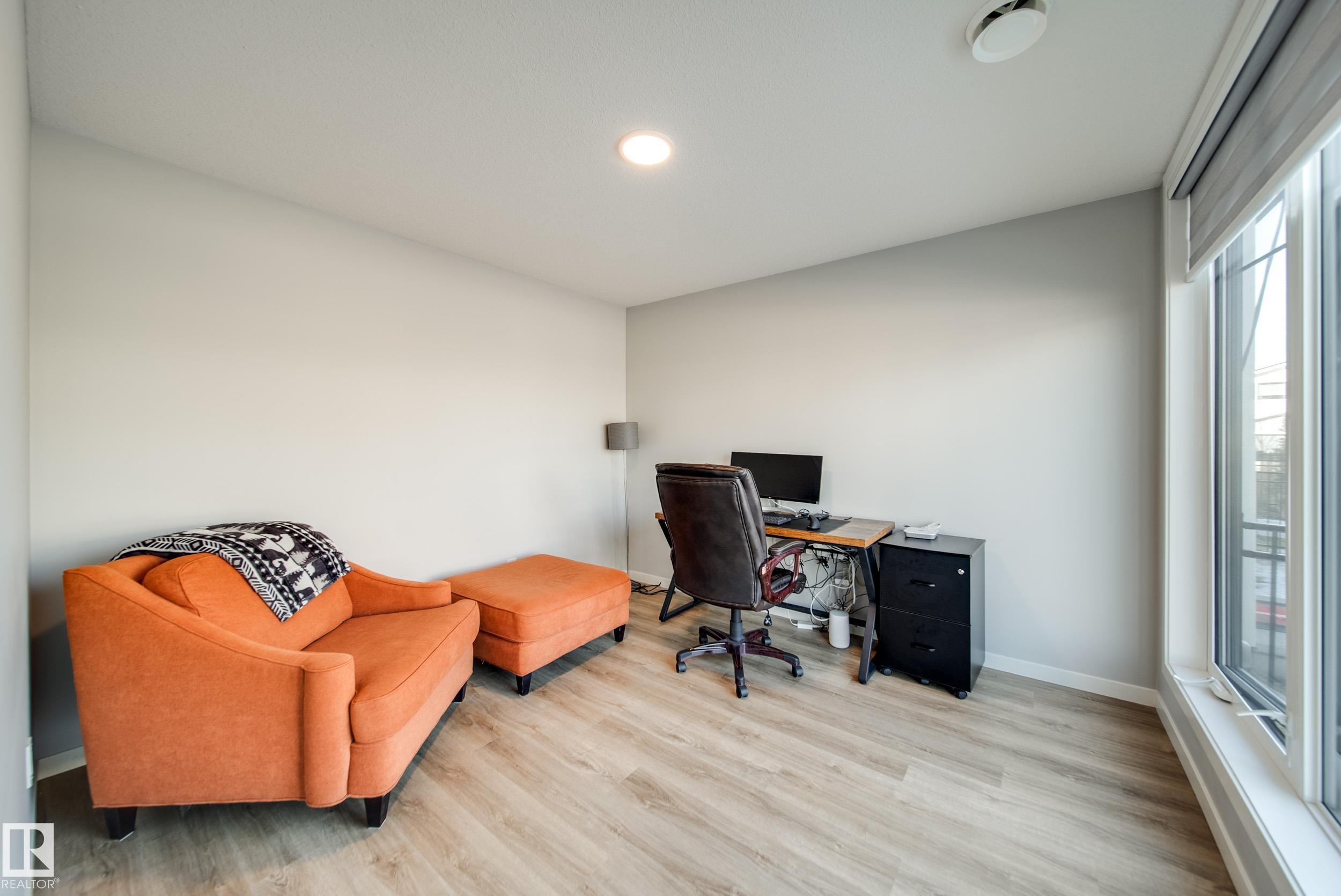 https://zimg.paragon.ice.com/ParagonImages/Property/PM/RAE/225394704/29/0/0/6a6ec16b35ed77230ddfa2db7030cfdc/1/9a98f3114dd36738e396937ea35b7e1b/225394704-e41f39b7-db91-49ad-a26c-f232f06837be.JPG