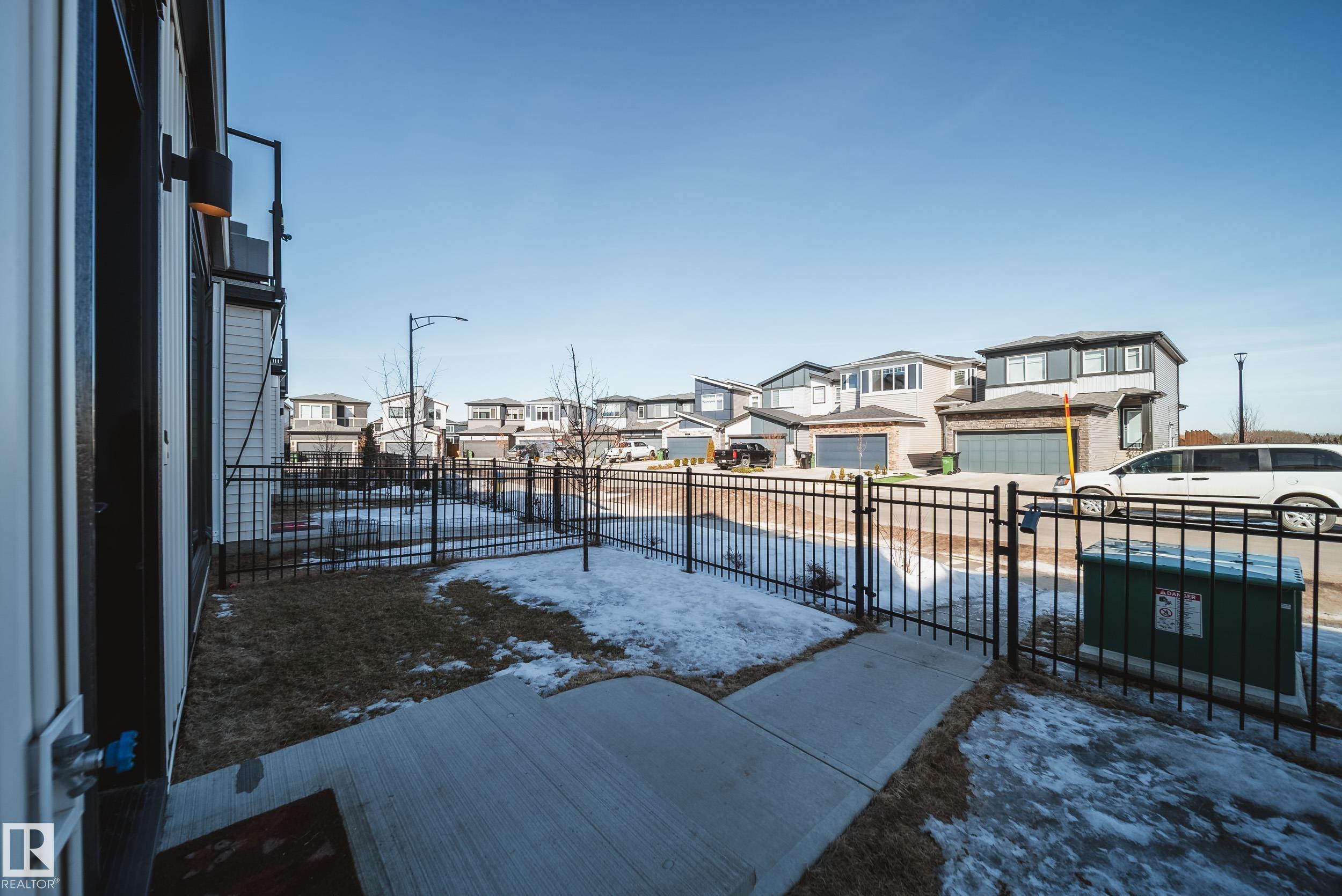 https://zimg.paragon.ice.com/ParagonImages/Property/PM/RAE/225394704/31/0/0/9725f474a88402ea391129d9f8aaa969/1/9a98f3114dd36738e396937ea35b7e1b/225394704-4daee933-0a06-47e9-8ced-7c4183123a21.JPG