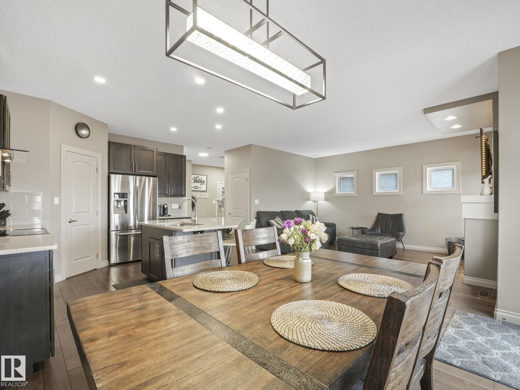 https://zimg.paragon.ice.com/ParagonImages/Property/PM/RAE/225394706/13/0/0/7dbfad43db713448c6b054b048fa49ef/1/90fc53a19d1b152771432a652223dc80/225394706-f0783d8c-0b24-48dc-8ea6-748dc1d23981.JPG