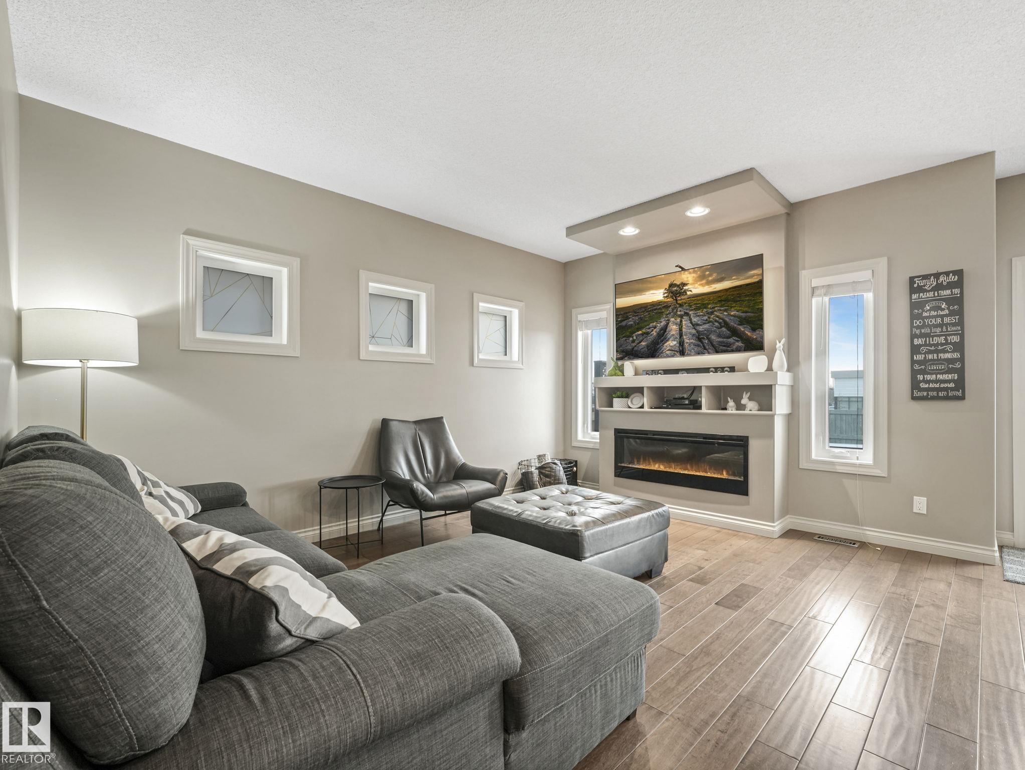 https://zimg.paragon.ice.com/ParagonImages/Property/PM/RAE/225394706/14/0/0/9c220d04e43acd3c70e15ad44296848f/1/90fc53a19d1b152771432a652223dc80/225394706-10b74ca9-4e46-496f-ad5c-946eaf1d1cc2.JPG