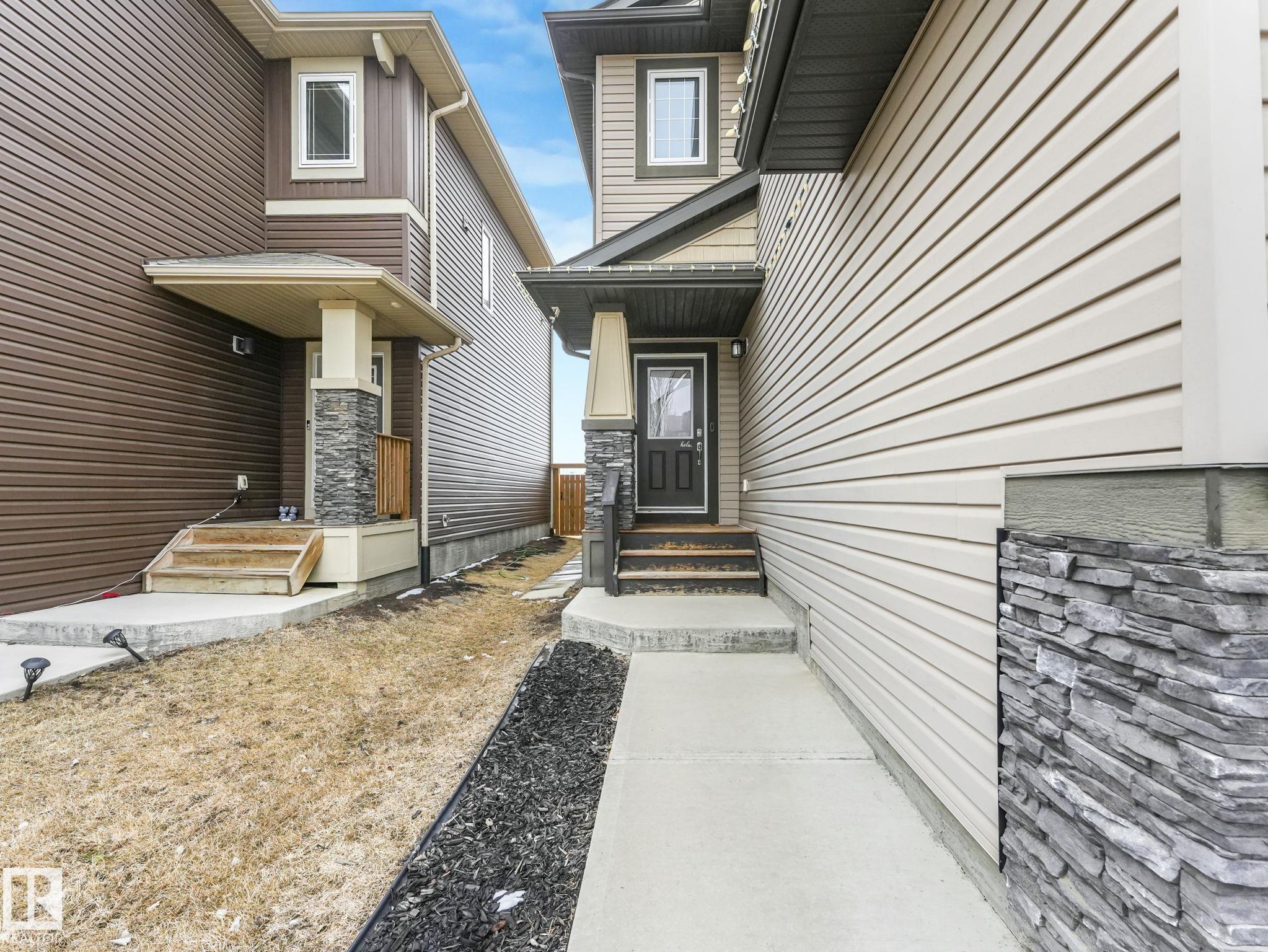 Picture for 16412 12 AV SW