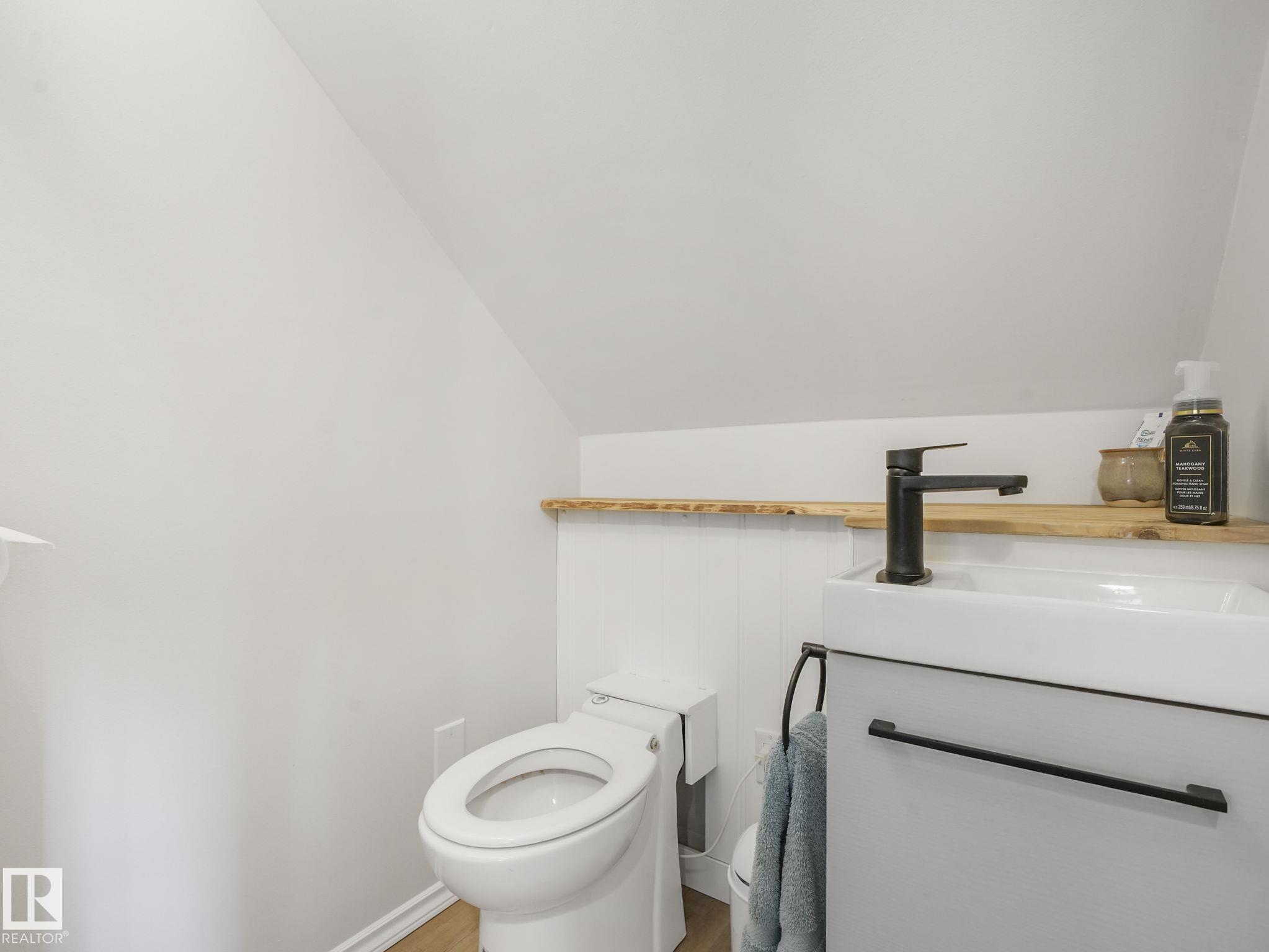 Photo 33 at 10007 107 Street, Old Fort Saskatchewan, Fort Saskatchewan