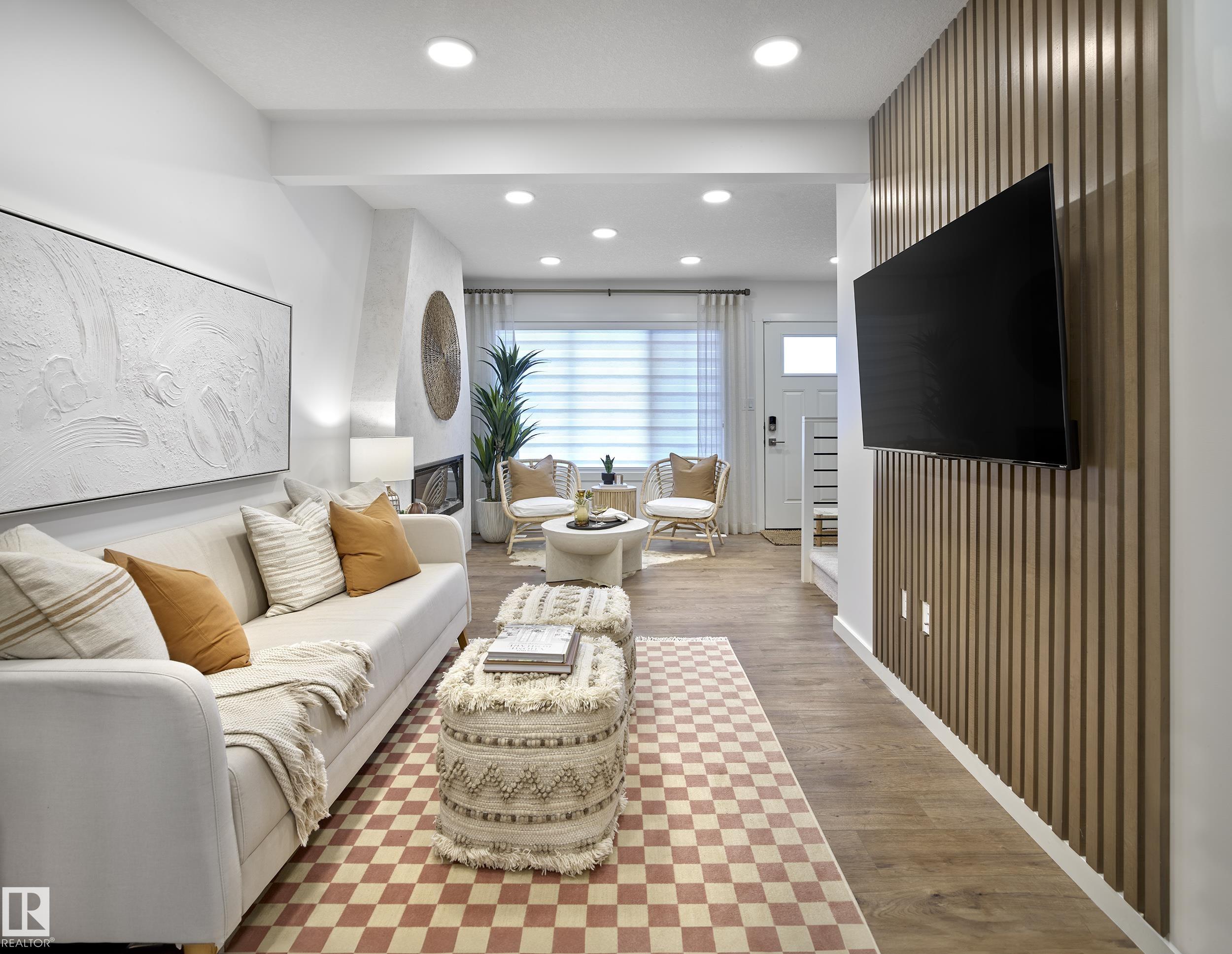 Picture for 505 177 AV NE