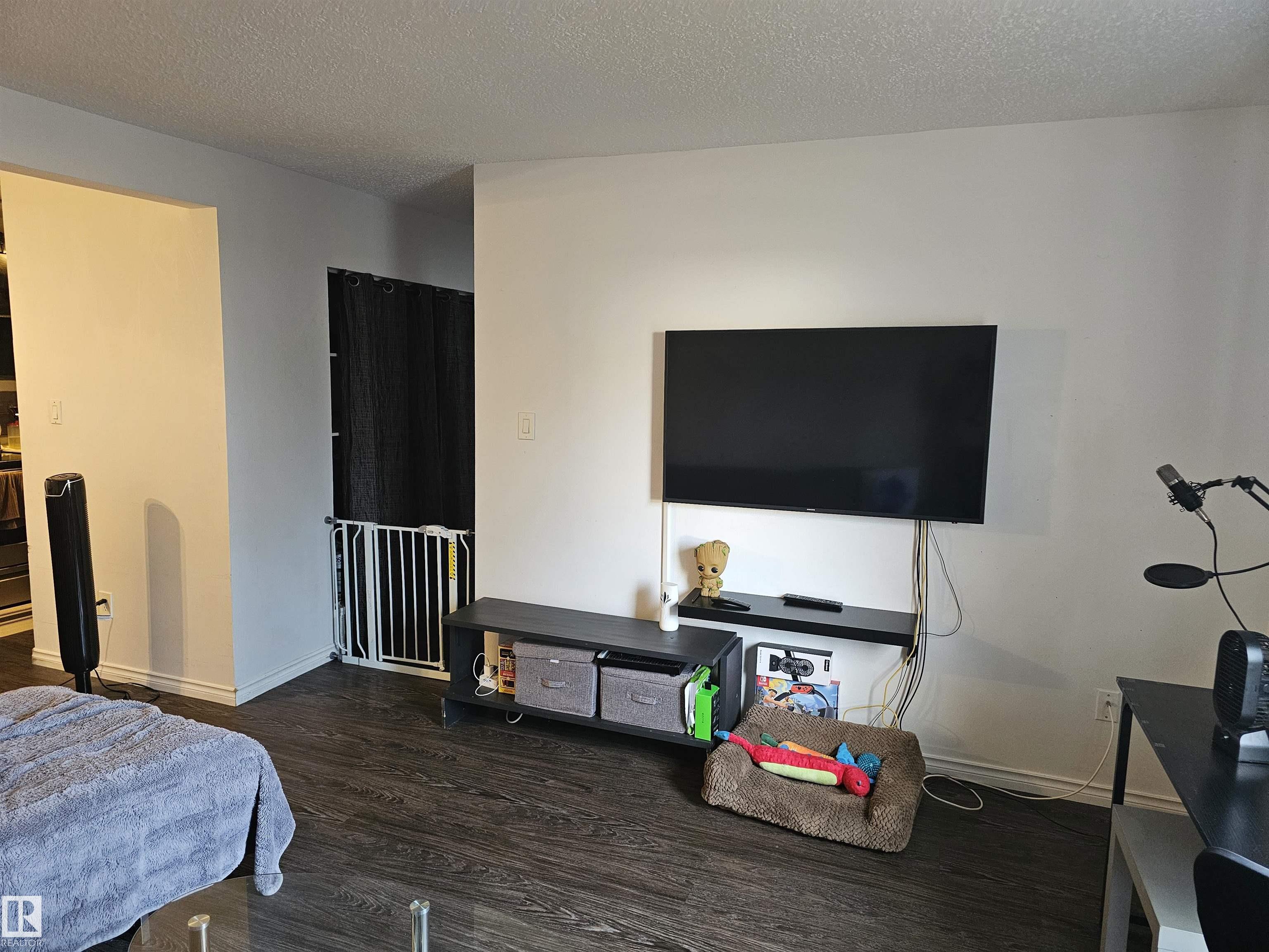 Picture for 844 ERIN PL NW